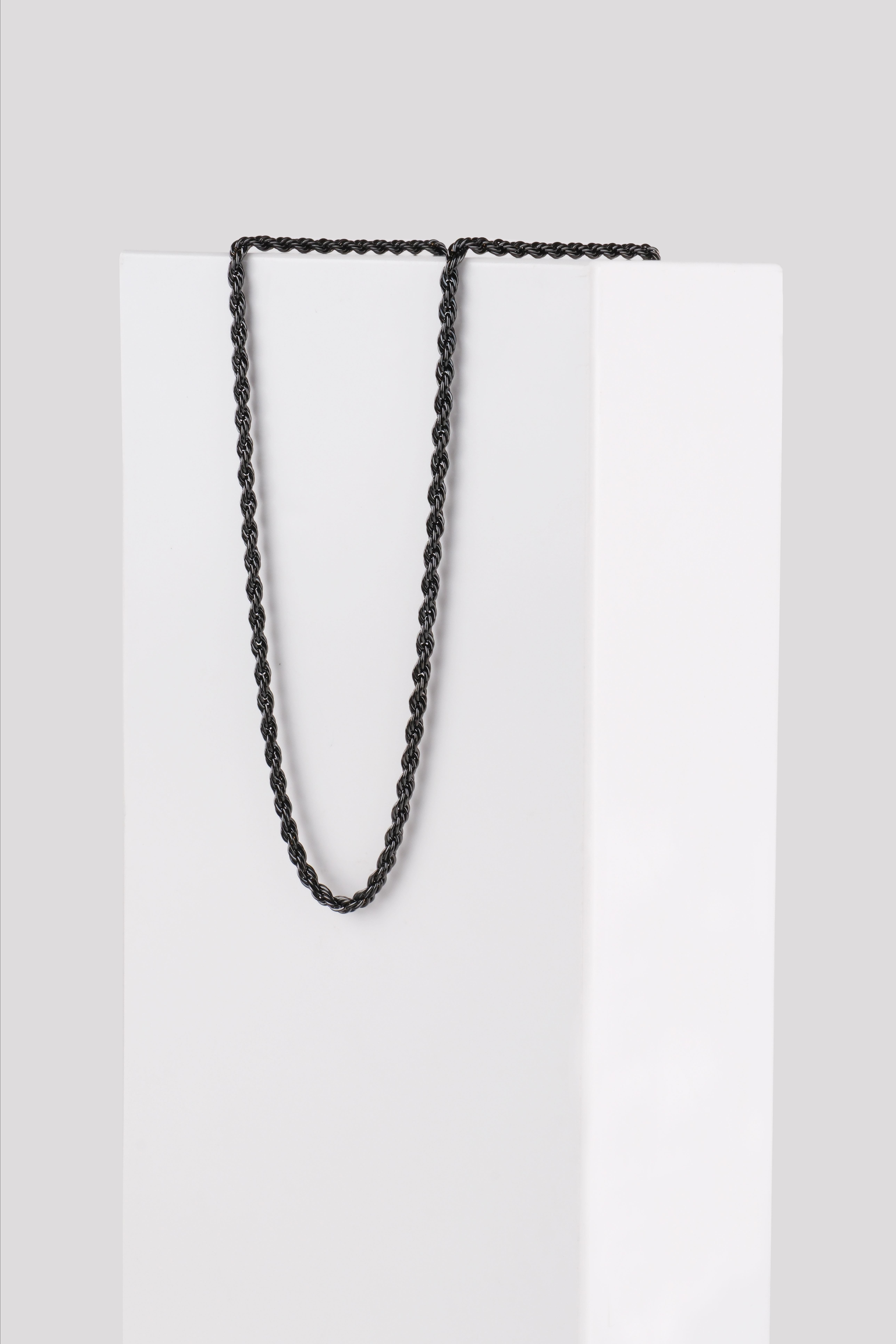 JENNY SİYAH ÇELİK ZİNCİR KOLYEBileklikWATCHOFROYALJENNYJENNY SİYAH ÇELİK ZİNCİR KOLYE