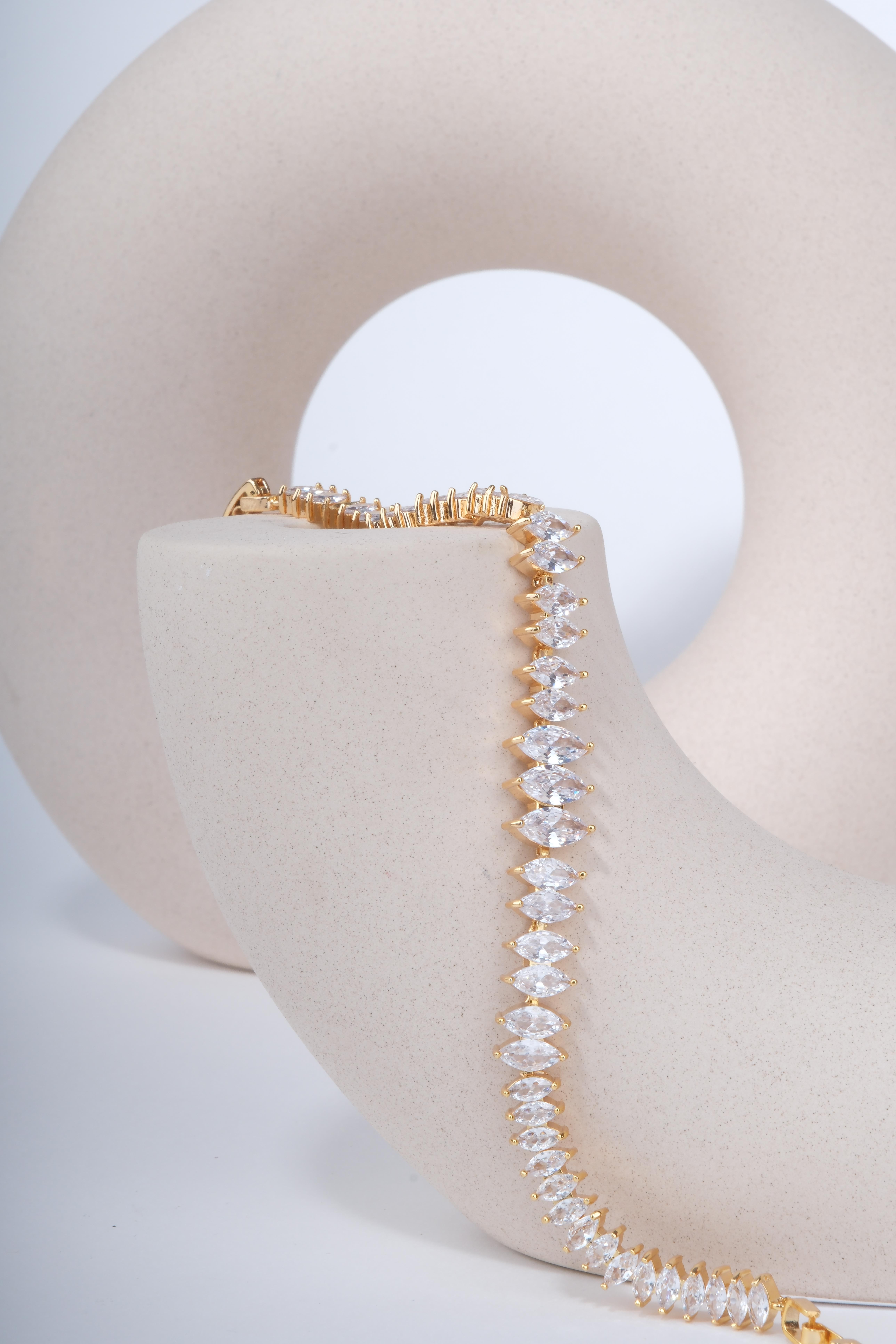 RUBINO ÇELİK BİLEKLİKBİLEKLİKWATCHOFROYALRUBINORUBINO ÇELİK BİLEKLİK