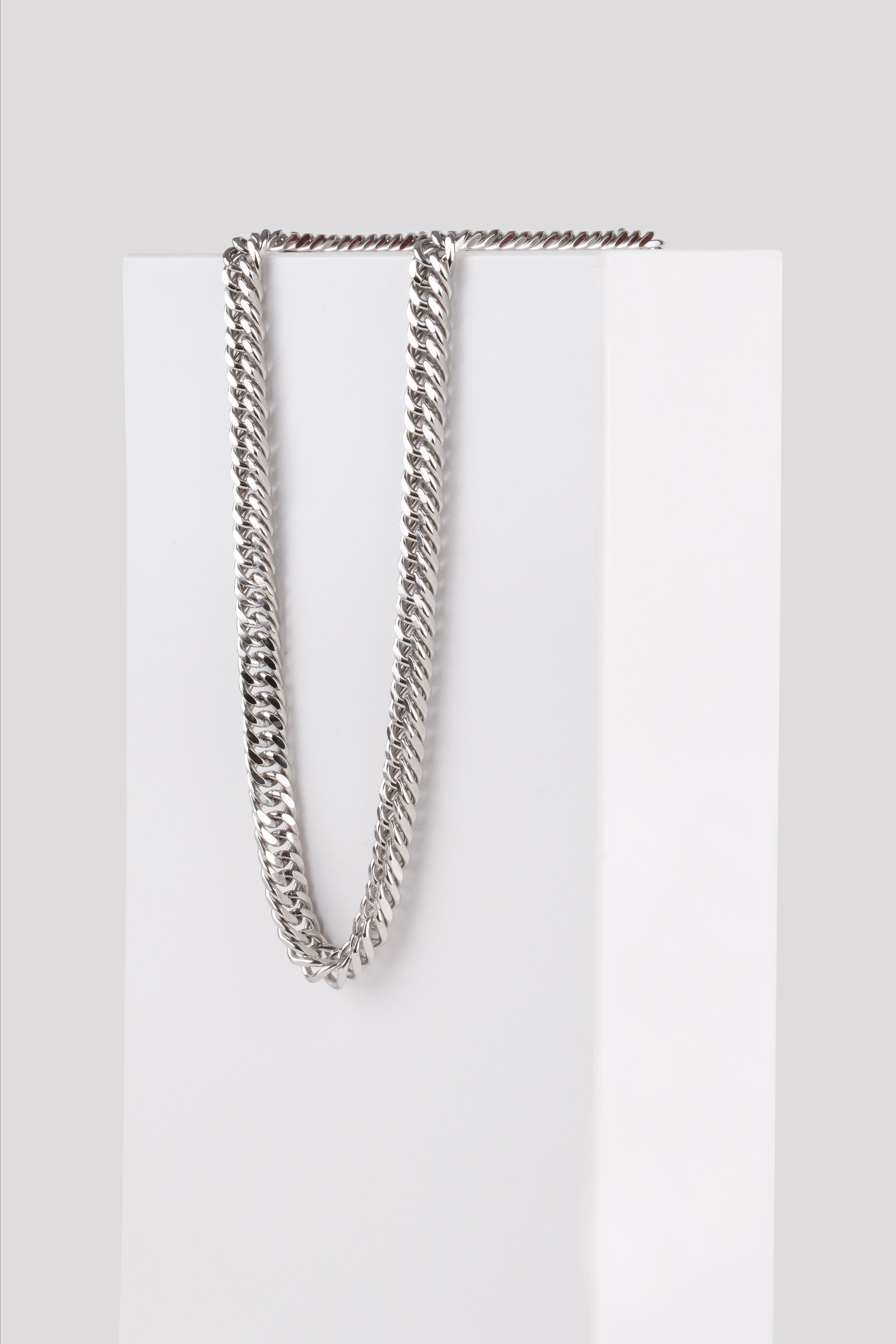 SHAW SILVER ÇELİK ZİNCİR KOLYEBileklikWATCHOFROYALSHAWSHAW SILVER ÇELİK ZİNCİR KOLYE