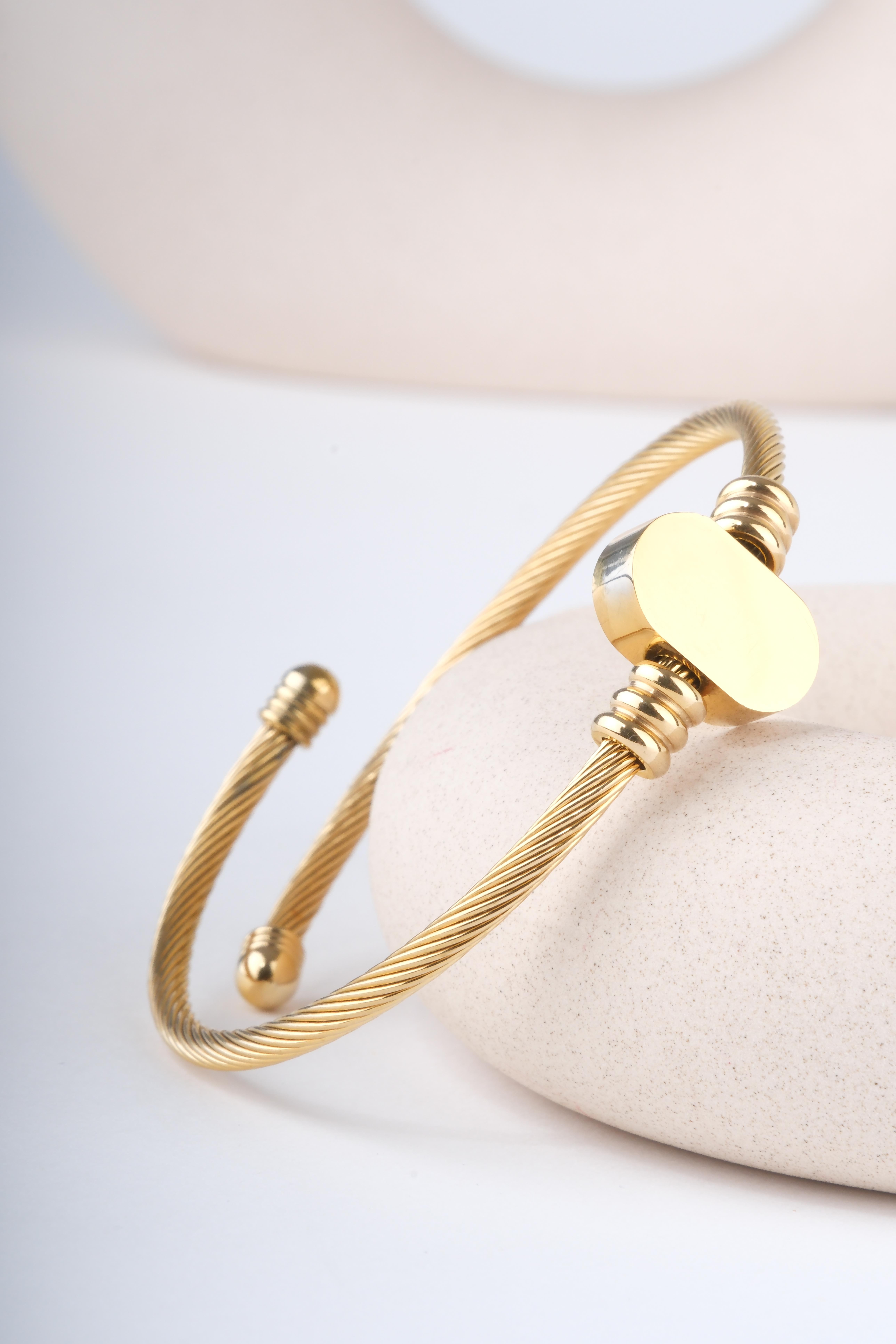 VIOLA GOLD ÇELİK BİLEKLİK BİLEKLİKWATCHOFROYALVIOLAGLDVIOLA GOLD ÇELİK BİLEKLİK 