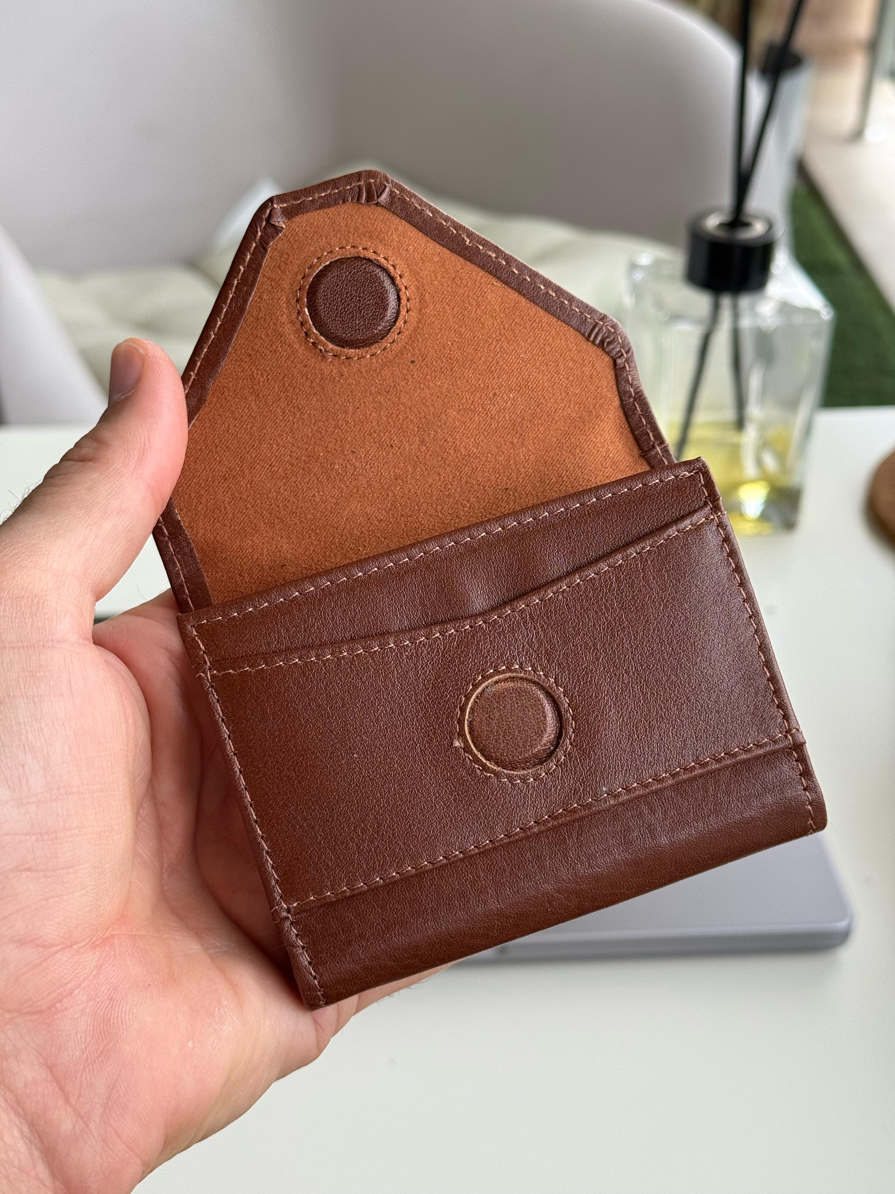 AKORDE TABA HAKİKİ DERİ KARTLIK Cüzdan ve KartlıkWATCHOFROYALAKORDEAKORDE TABA HAKİKİ DERİ KARTLIK 