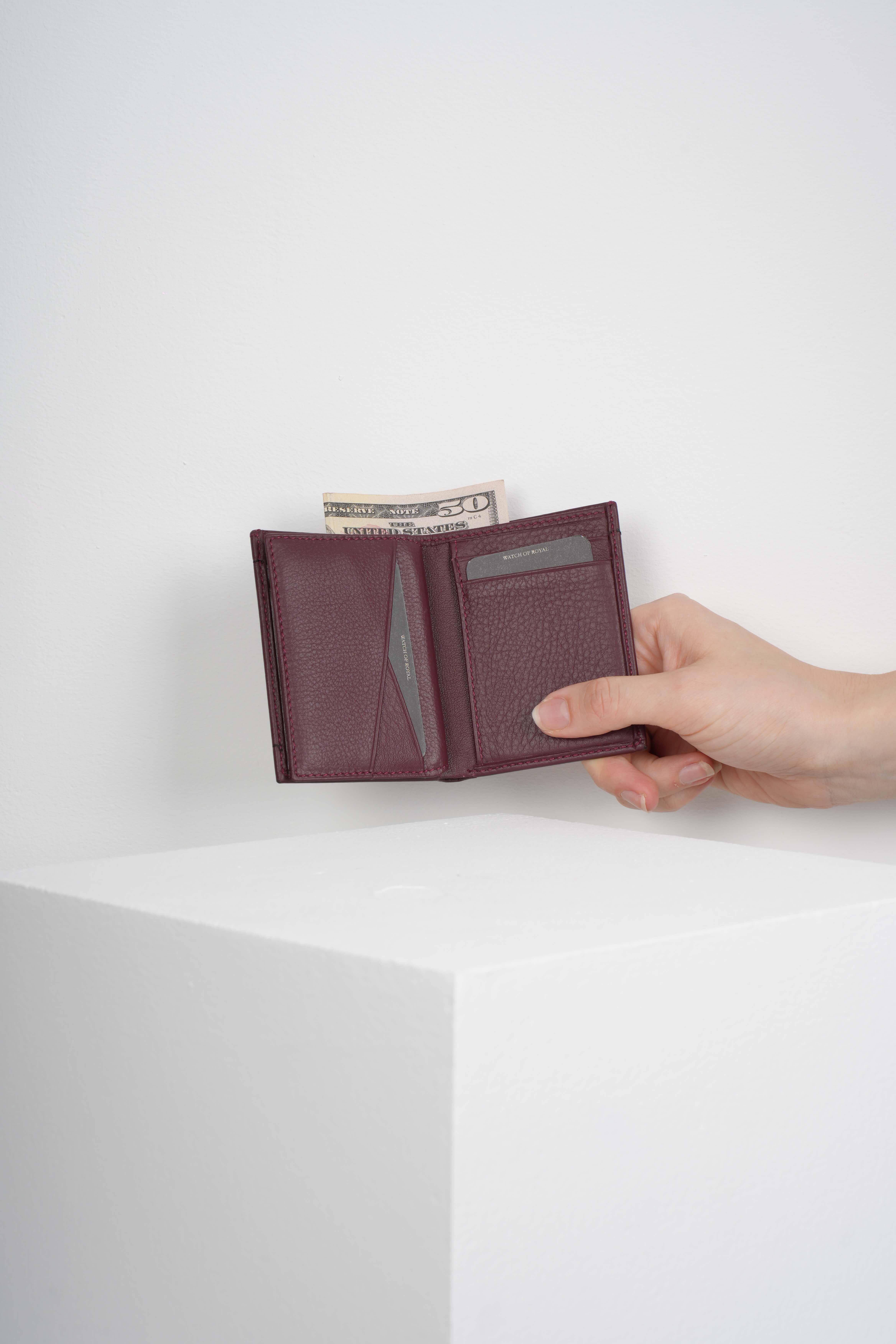 BORIS BORDO HAKİKİ DERİ KARTLIKCüzdan ve KartlıkWATCHOFROYALBRSBRDBORIS BORDO HAKİKİ DERİ KARTLIK