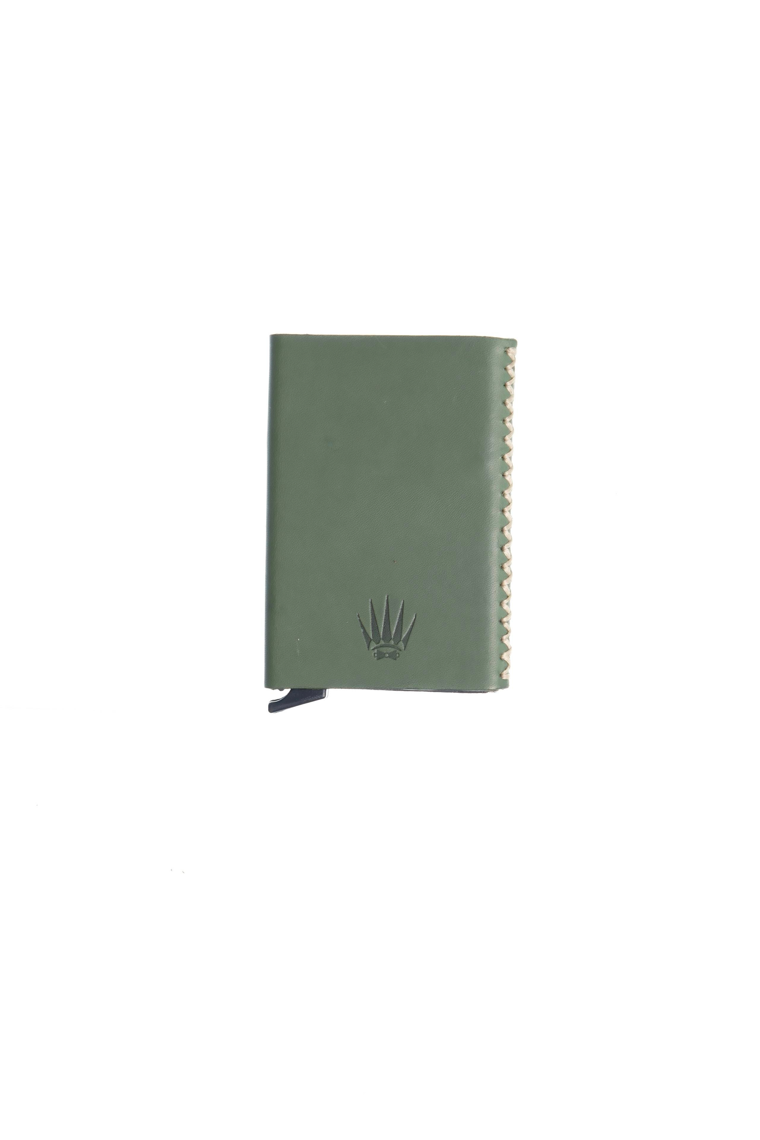 Cortex Slim Yeşil Hakiki Deri Bölmeli Kızaklı Mekanizmalı KartlıkWalletWATCHOFROYALCortexCortex Slim Yeşil Hakiki Deri Bölmeli Kızaklı Mekanizmalı Kartlık