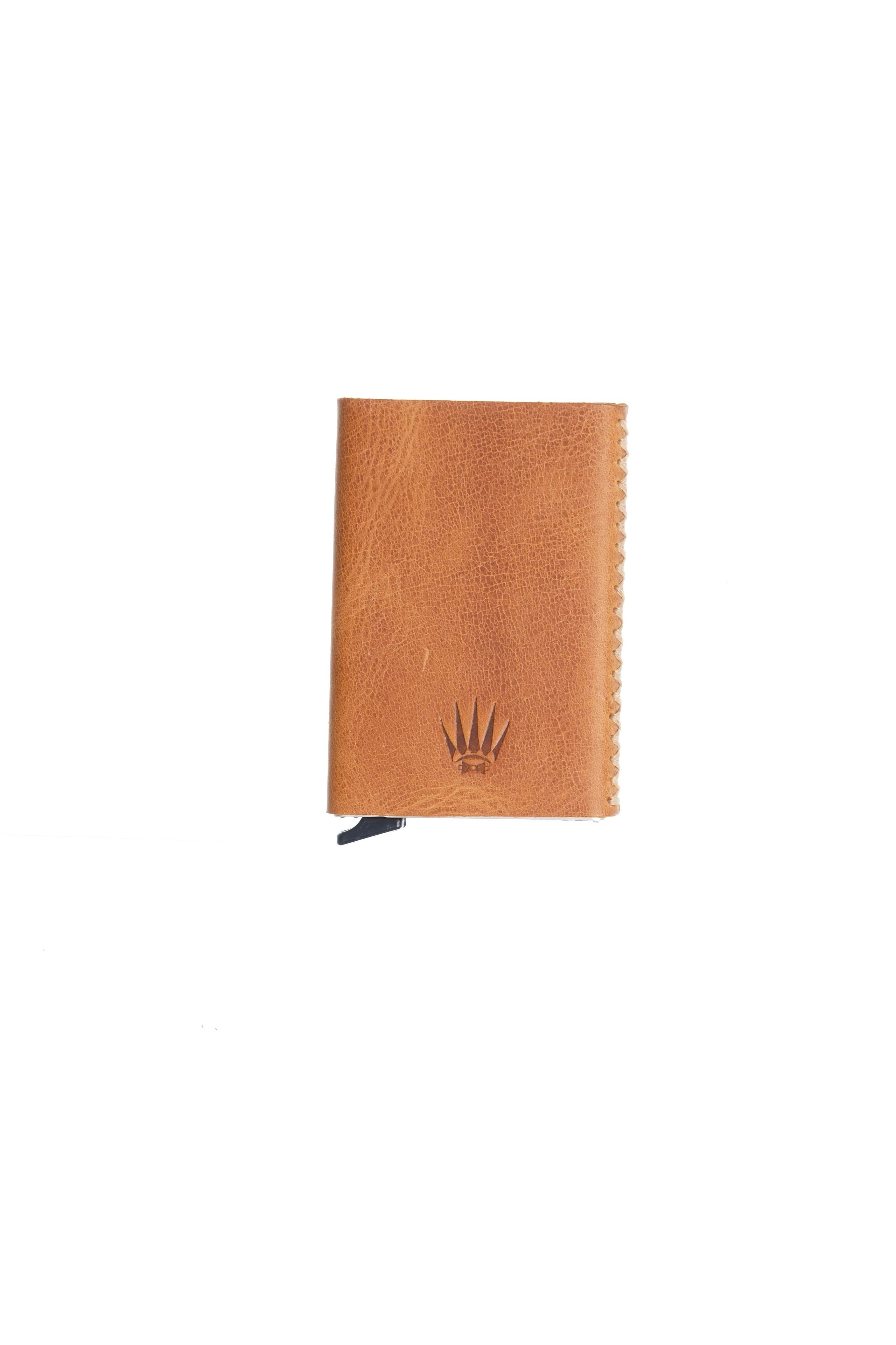 Cortex Slim Clot Sarı Hakiki Deri Bölmeli Kızaklı Mekanizmalı Kartlık Cüzdan ve KartlıkWATCHOFROYALCortexCortex Slim Clot Sarı Hakiki Deri Bölmeli Kızaklı Mekanizmalı Kartlık 