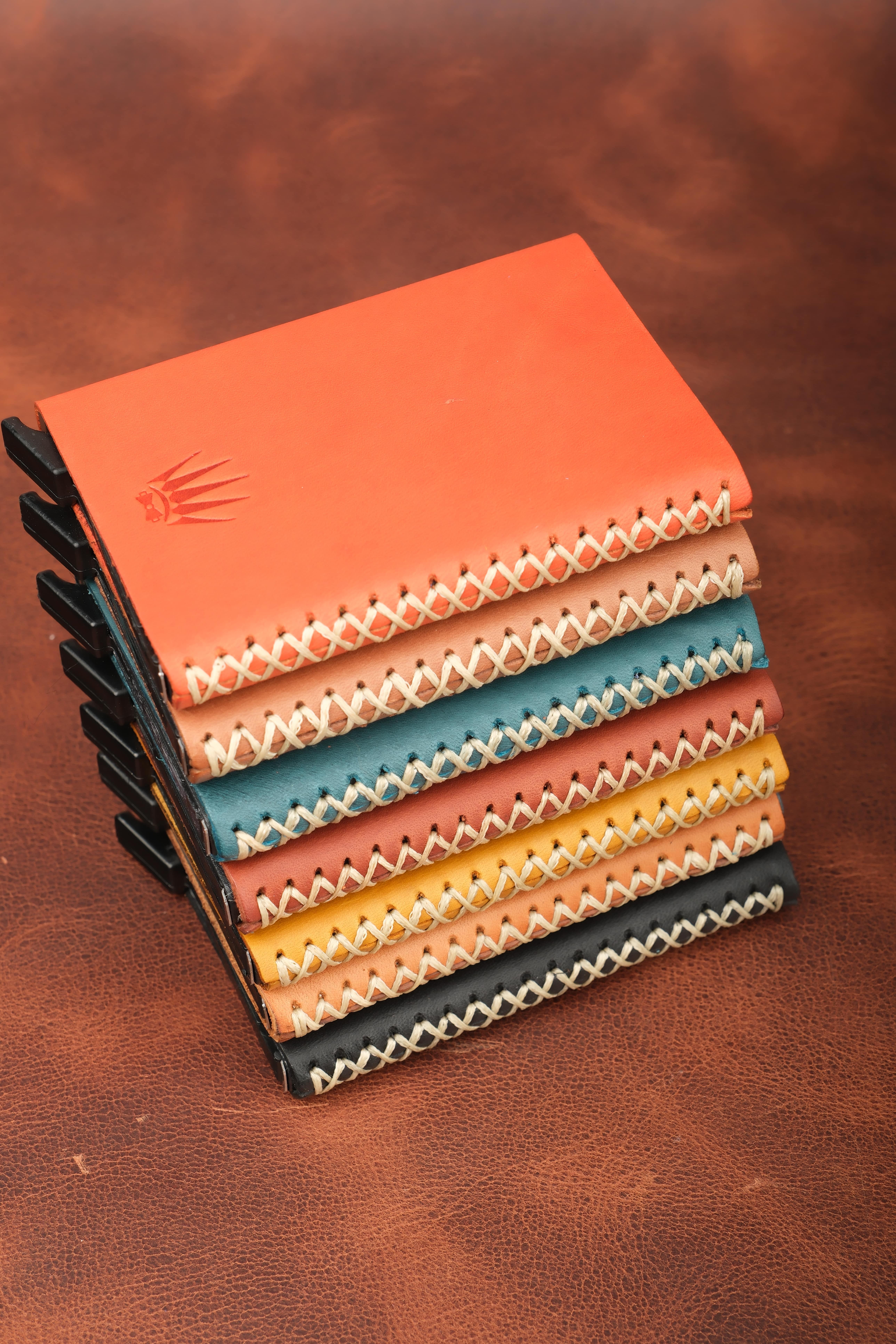 Hediye Seti Hakiki Deri Buttero Naturel Mekanizmalı Kartlık&AnahtarlıkWalletWATCHOFROYALCortexHediye Seti Hakiki Deri Buttero Naturel Mekanizmalı Kartlık&Anahtarlık