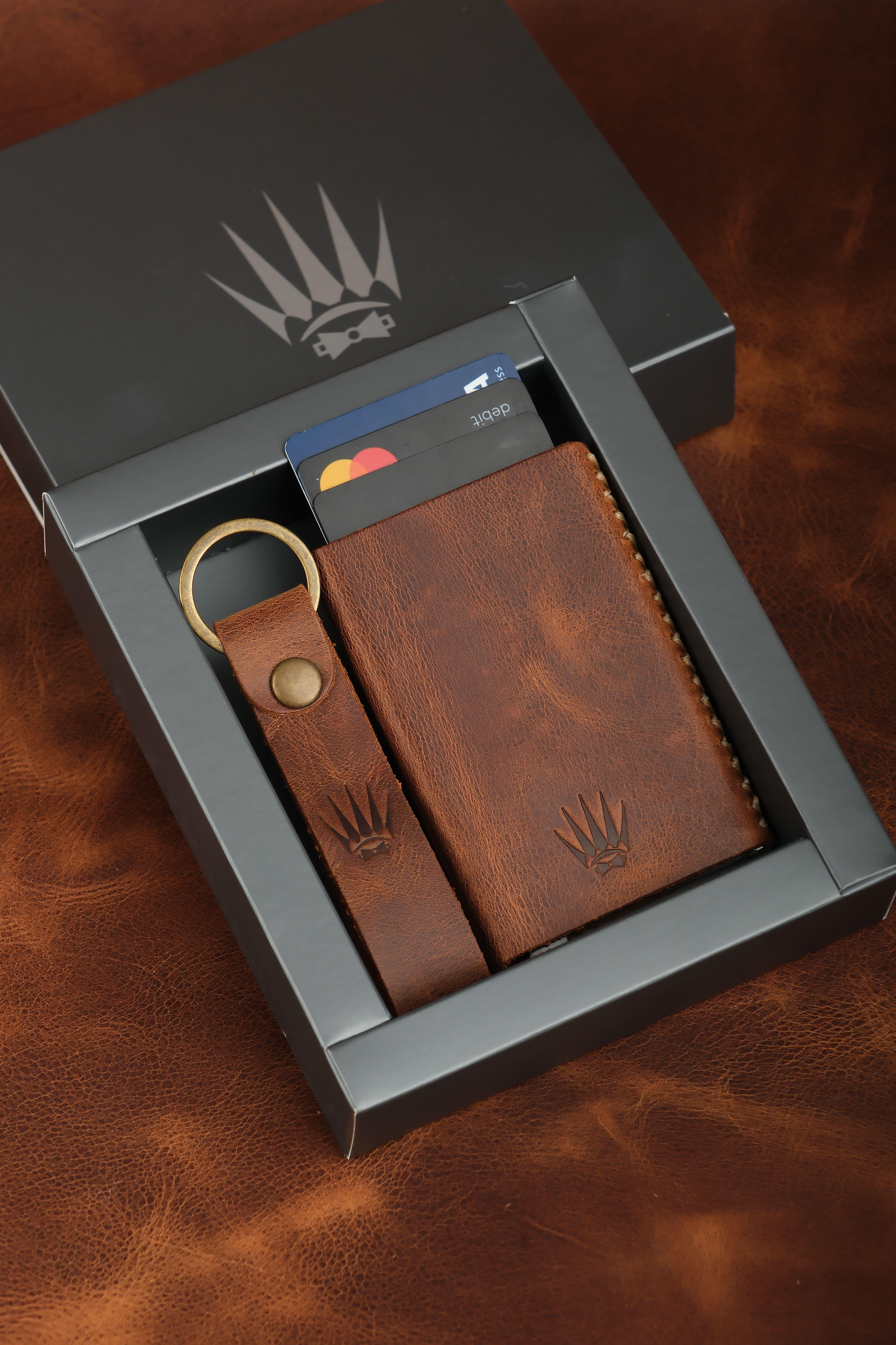 Hediye Seti Hakiki Deri Clot Kahve Mekanizmalı Kartlık&AnahtarlıkCüzdan ve KartlıkWATCHOFROYALCortexHediye Seti Hakiki Deri Clot Kahve Mekanizmalı Kartlık&Anahtarlık