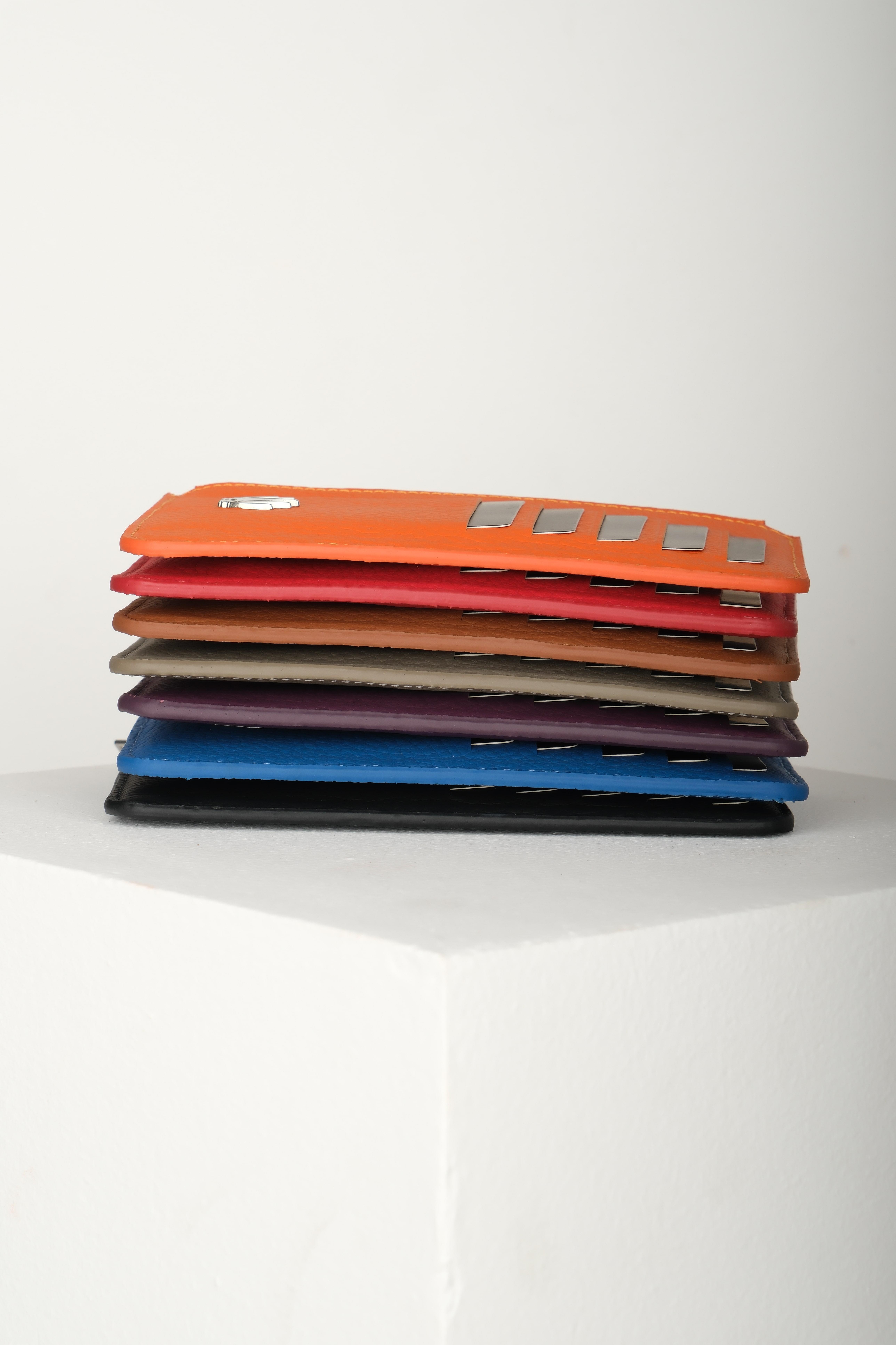 Lexis Taba Hakiki Deri Fermuarlı Kartlık WalletWATCHOFROYALLEXİSLexis Taba Hakiki Deri Fermuarlı Kartlık 