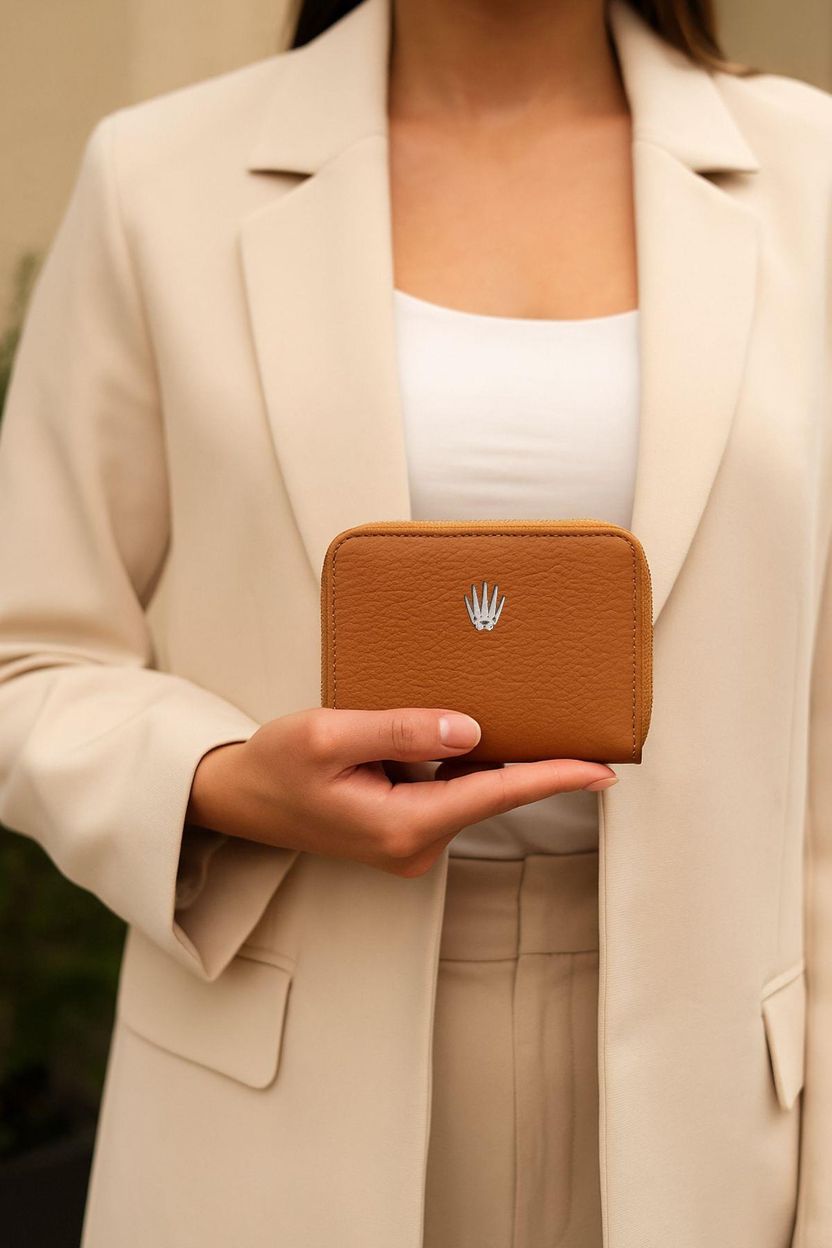 Lyon Taba Hakiki Deri Cüzdan Kartlık Cüzdan ve KartlıkWATCHOFROYALLyonLyon Taba Hakiki Deri Cüzdan Kartlık 