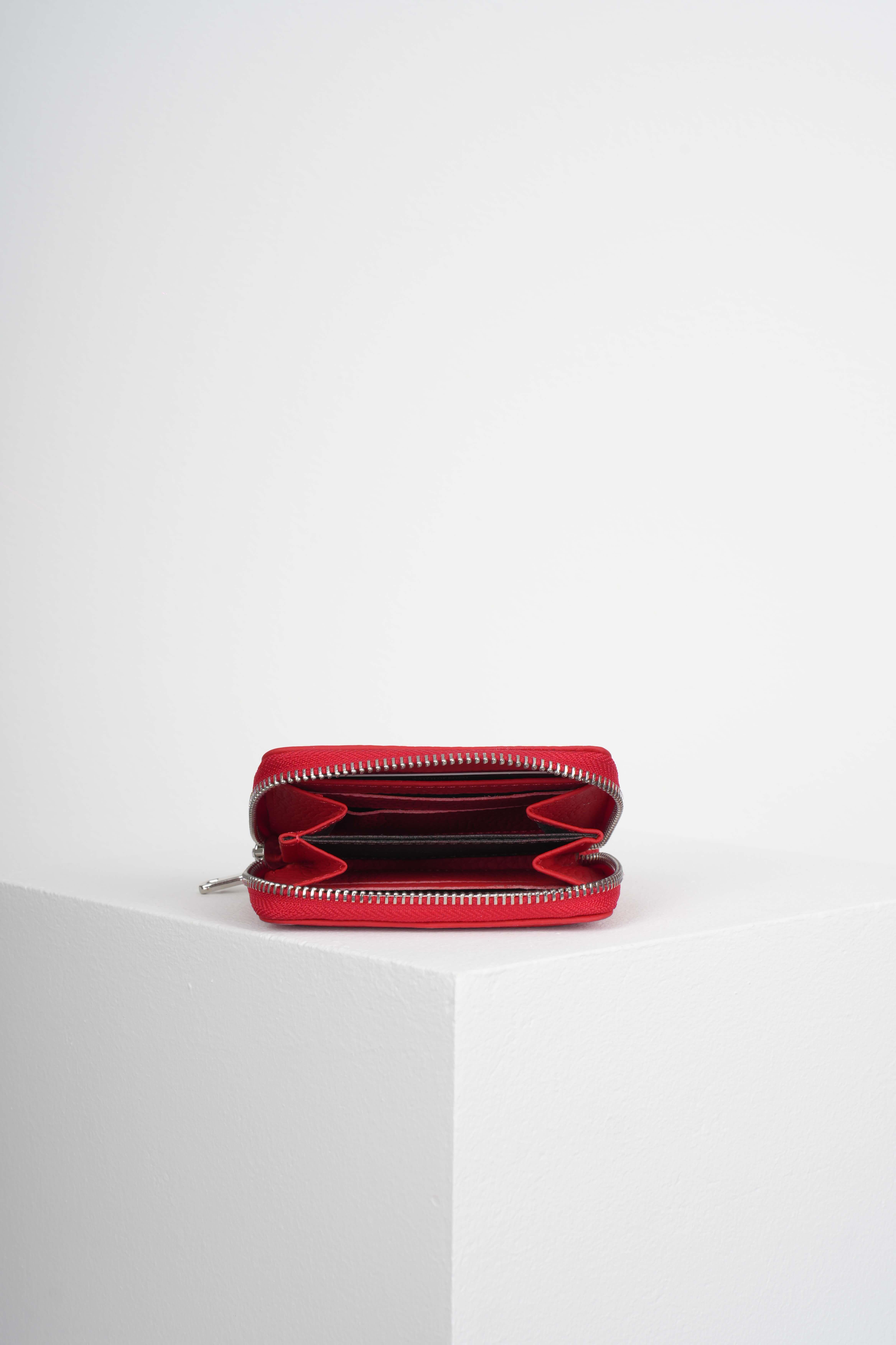 Lyon Kırmızı Hakiki Deri Cüzdan Kartlık Cüzdan ve KartlıkWATCHOFROYALLyonLyon Kırmızı Hakiki Deri Cüzdan Kartlık 