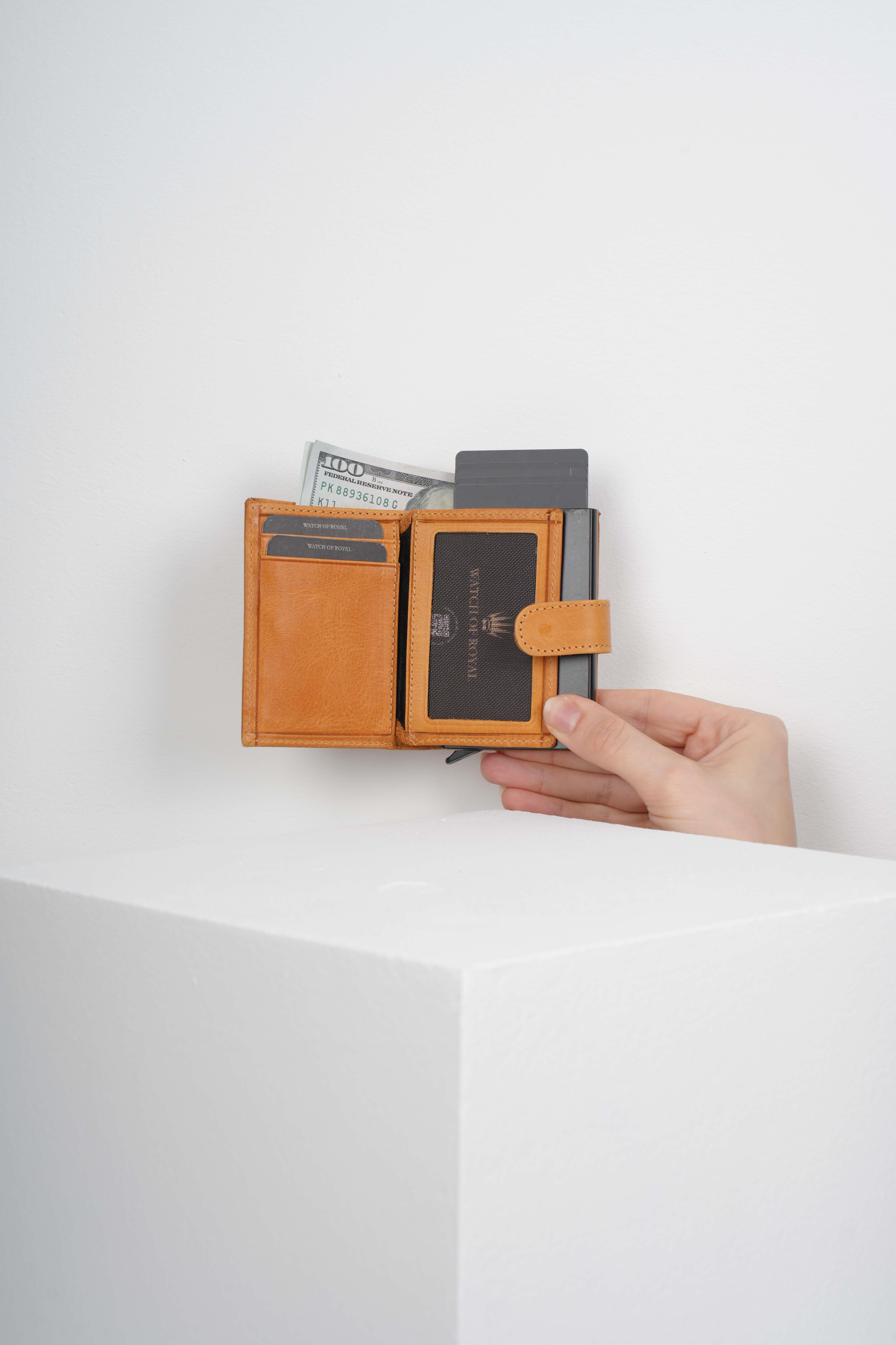 MEKANİZMALI KARTLIK CÜZDAN CRAZY SARI HAKİKİ DERİ Cüzdan ve KartlıkWATCHOFROYALMKCRZYYELLWMEKANİZMALI KARTLIK CÜZDAN CRAZY SARI HAKİKİ DERİ 