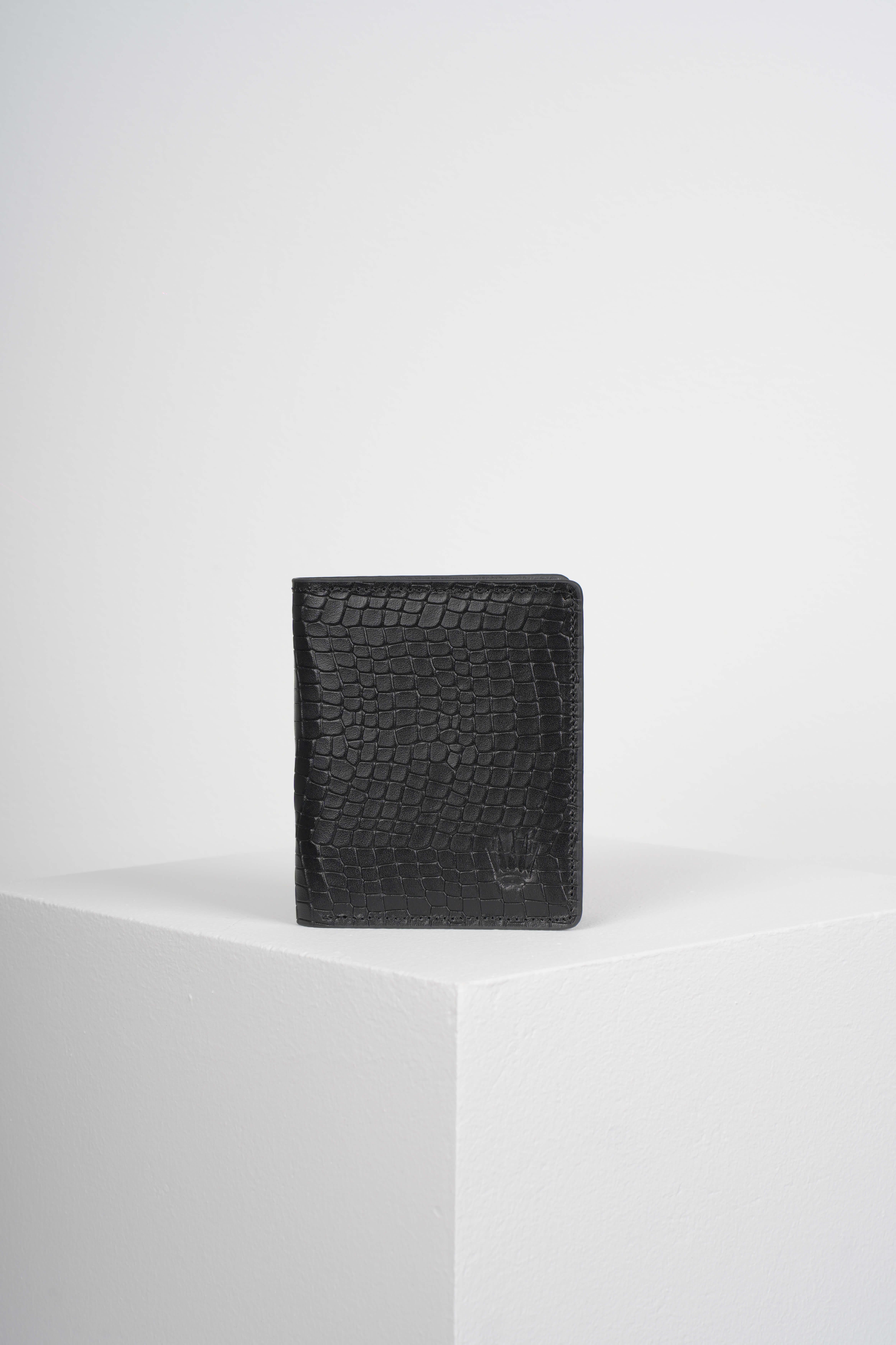 MONREO PETEK BLACK GENUINE LEATHER WALLETWalletWATCHOFROYALMONREOBLACKMONREO PETEK BLACK GENUINE LEATHER WALLET