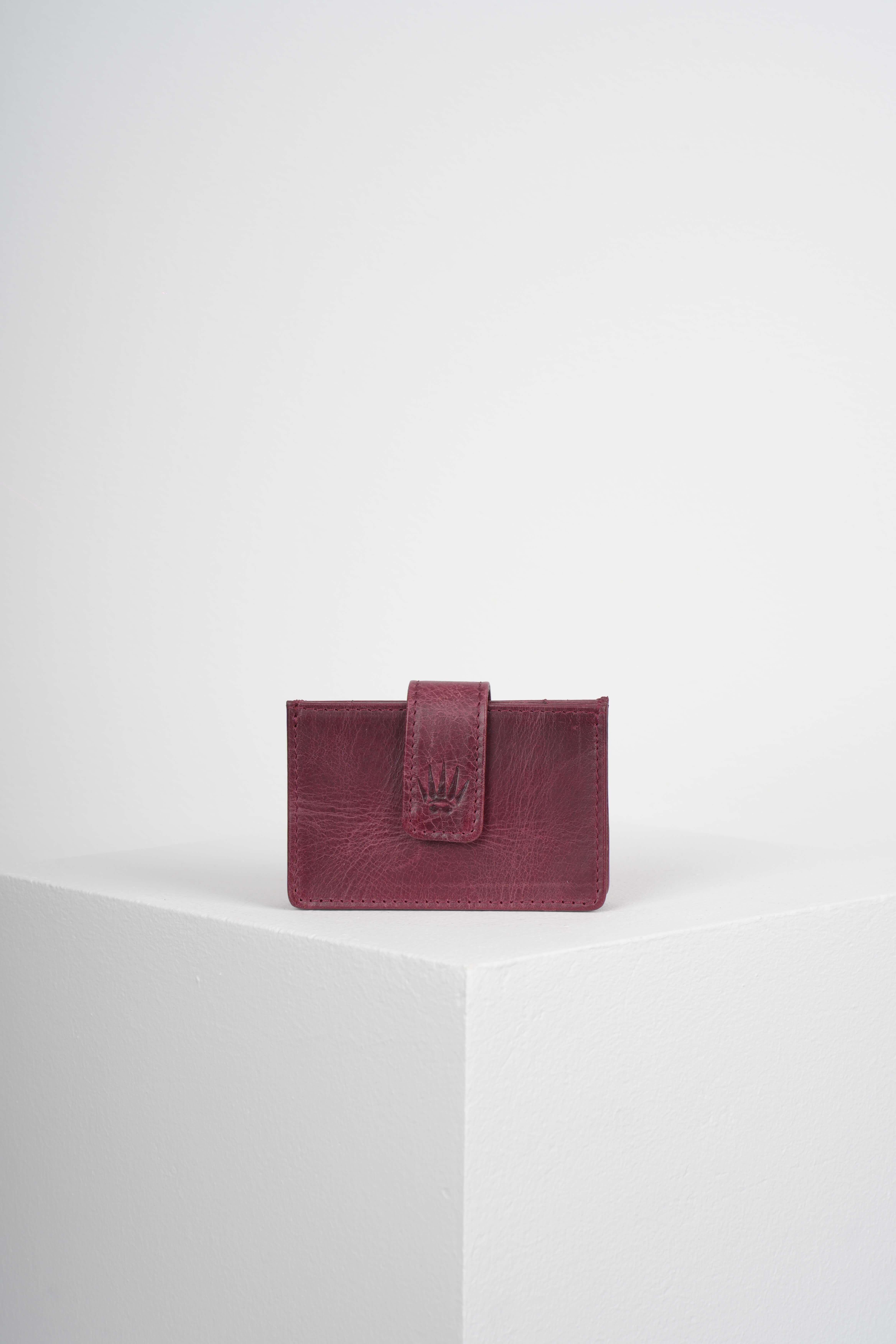 NORWICH CRAZY BORDO KARTLIKCüzdan ve KartlıkWATCHOFROYALNRWCHCRBRDNORWICH CRAZY BORDO KARTLIK