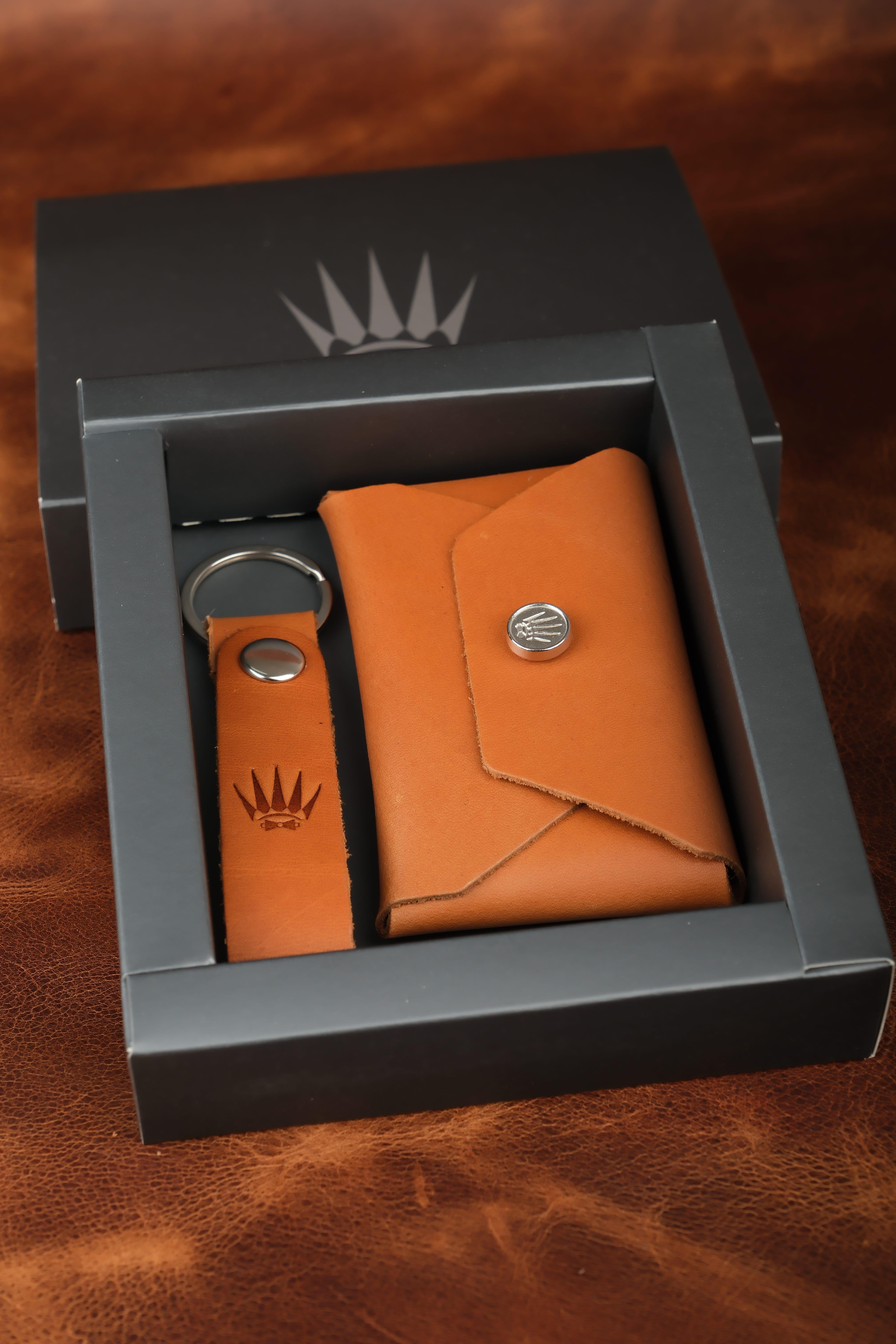 Hediye Seti Hakiki Deri Buttero Naturel Cüzdan&Anahtarlık WalletWATCHOFROYALSecureVaultHediye Seti Hakiki Deri Buttero Naturel Cüzdan&Anahtarlık 