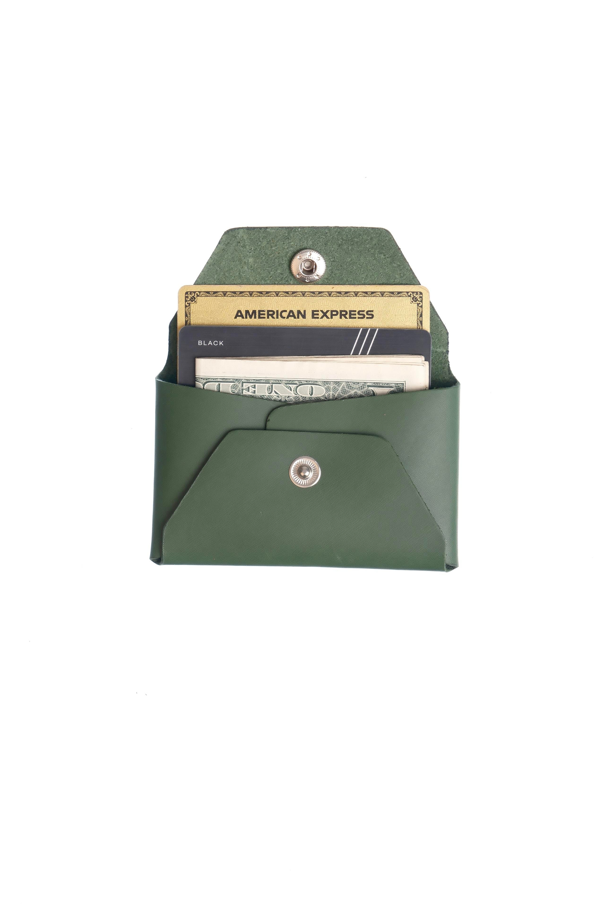 Buttero Yeşil Hakiki Deri Cüzdan Kartlık SecureVaultWalletWATCHOFROYALSecureVaultButtero Yeşil Hakiki Deri Cüzdan Kartlık SecureVault