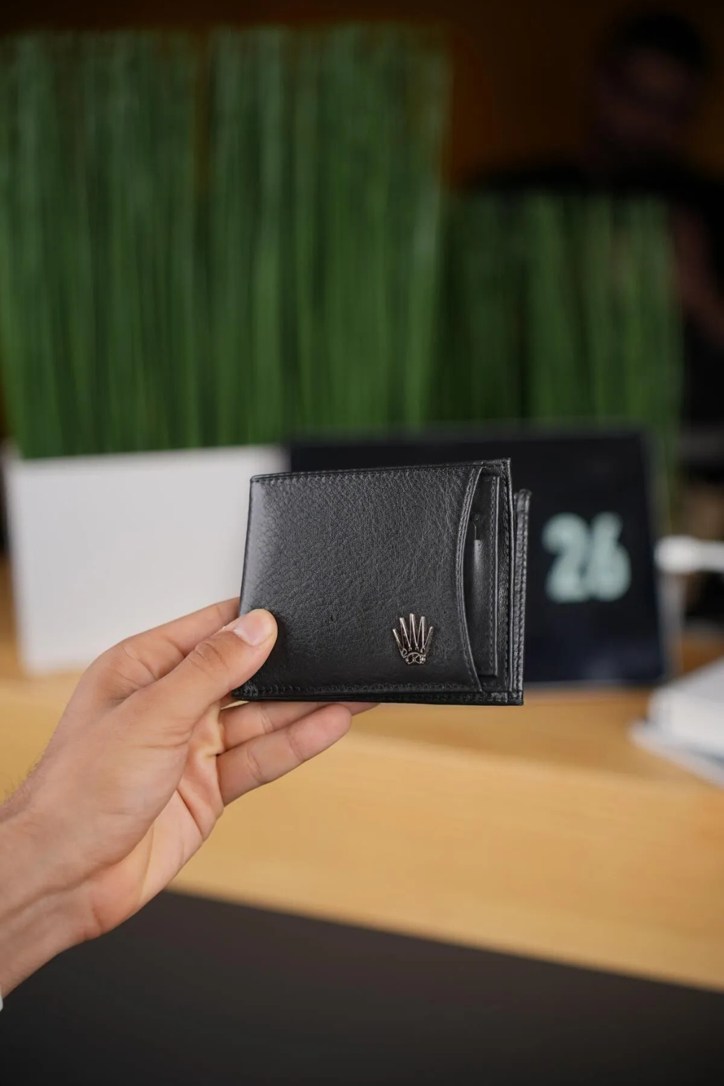 SWAN SİYAH  HAKİKİ DERİ CÜZDANCüzdan ve KartlıkWATCHOFROYALSWANBLCKSWAN SİYAH  HAKİKİ DERİ CÜZDAN