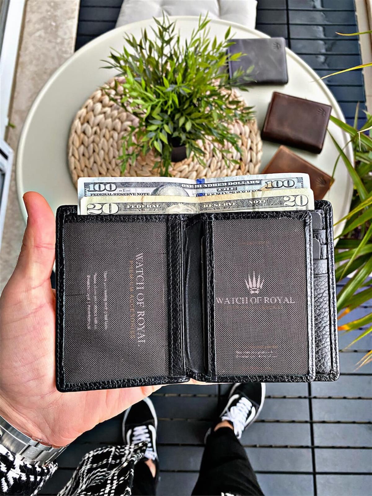 VENETO BLACK LEATHER WALLETWALLET & CARDHOLDERWATCHOFROYALVNTOBLCKVENETO BLACK LEATHER WALLET