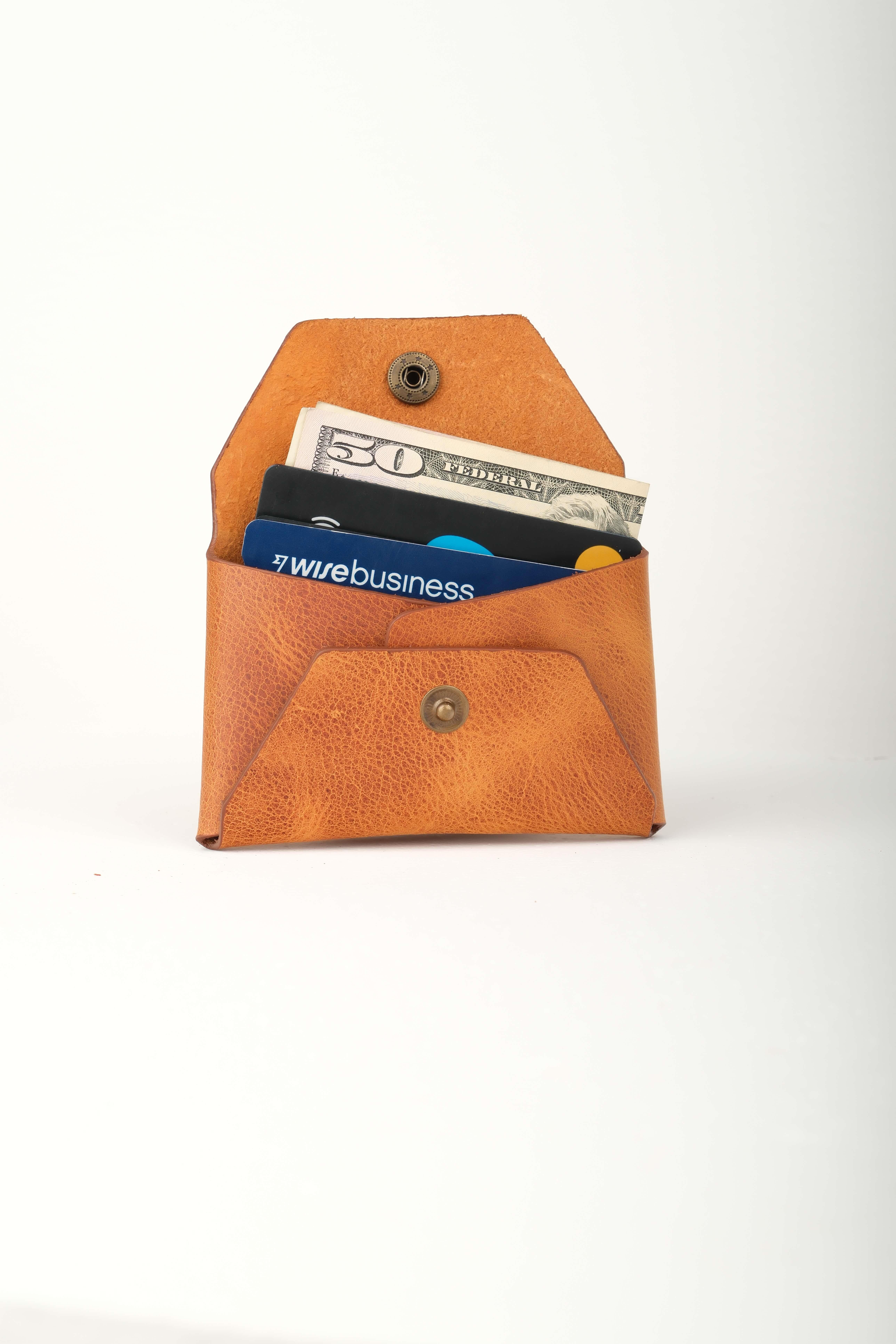 Clot Sarı Hakiki Deri Cüzdan Kartlık SecureVaultCüzdan&Kartlık KonseptWATCHOFROYALSecureVaultClot Sarı Hakiki Deri Cüzdan Kartlık SecureVault