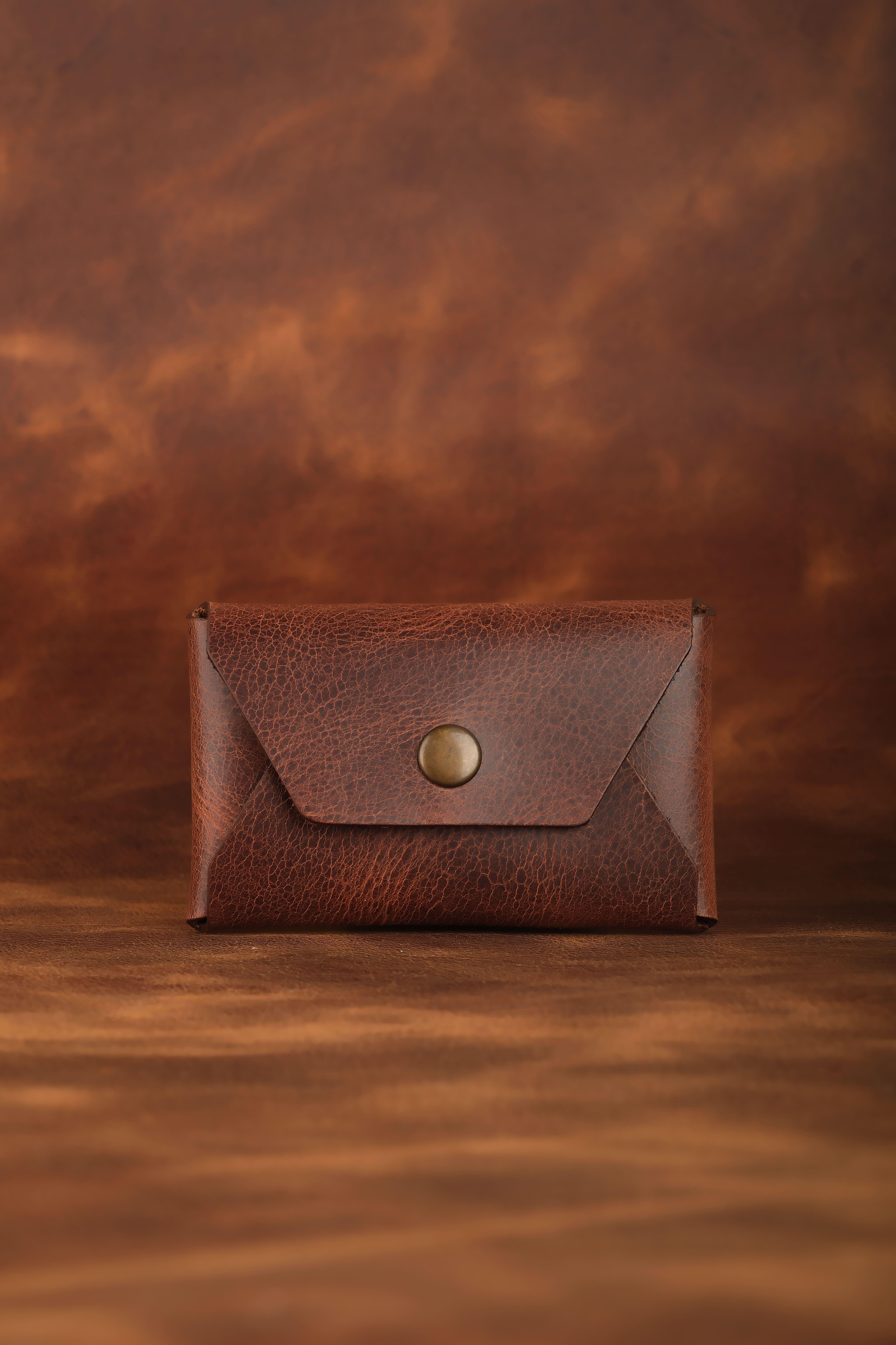 Hakiki Deri Cüzdan ve Kartlık Kahverengi 10 Kart Bölmeli Deri Cüzdan VermontWalletWATCHOFROYALVERMONTHakiki Deri Cüzdan ve Kartlık Kahverengi 10 Kart Bölmeli Deri Cüzdan Vermont