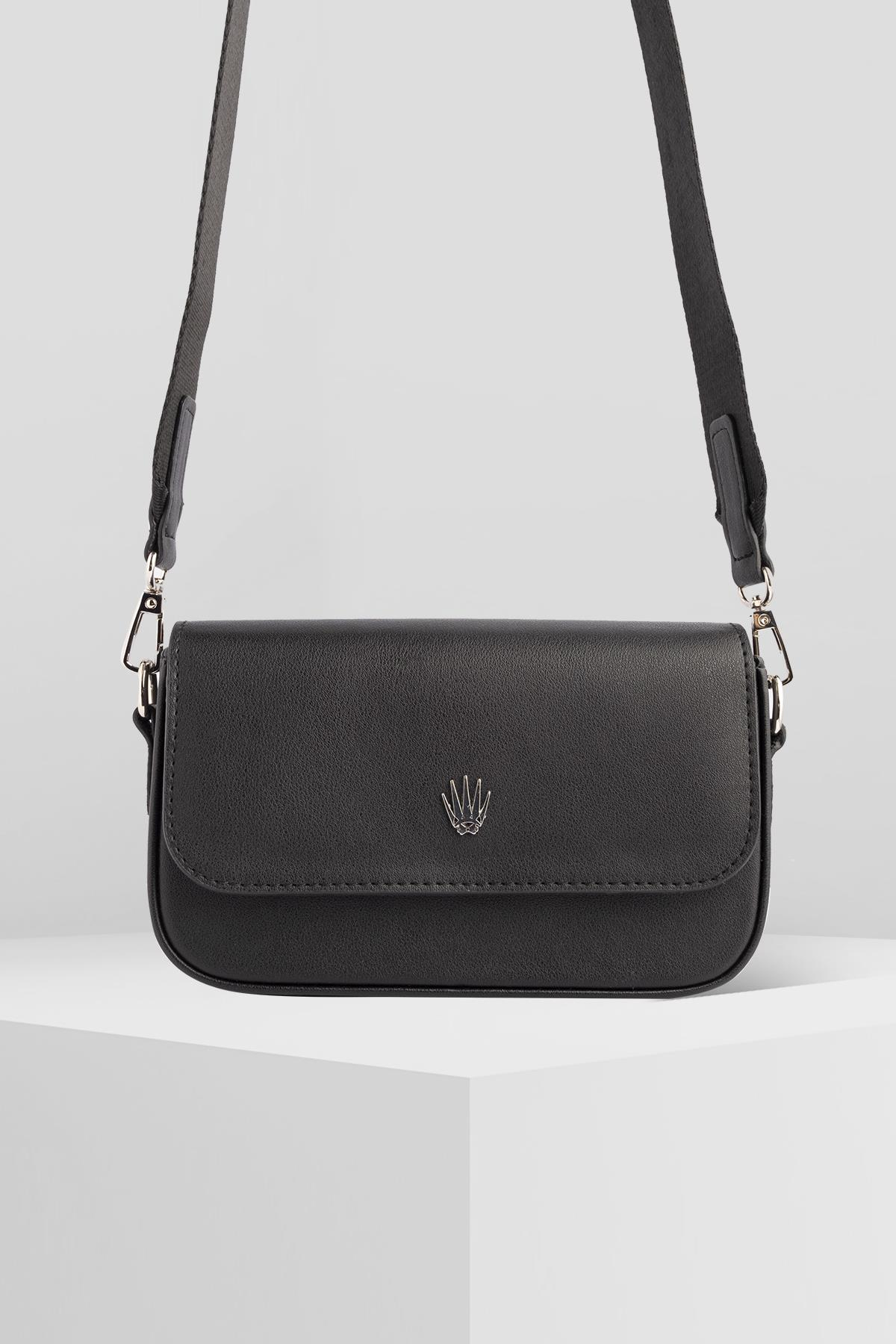 FLAP SİYAH UNISEX EL ÇANTASIHANDBAGWATCHOFROYALFLAPFLAP SİYAH UNISEX EL ÇANTASI