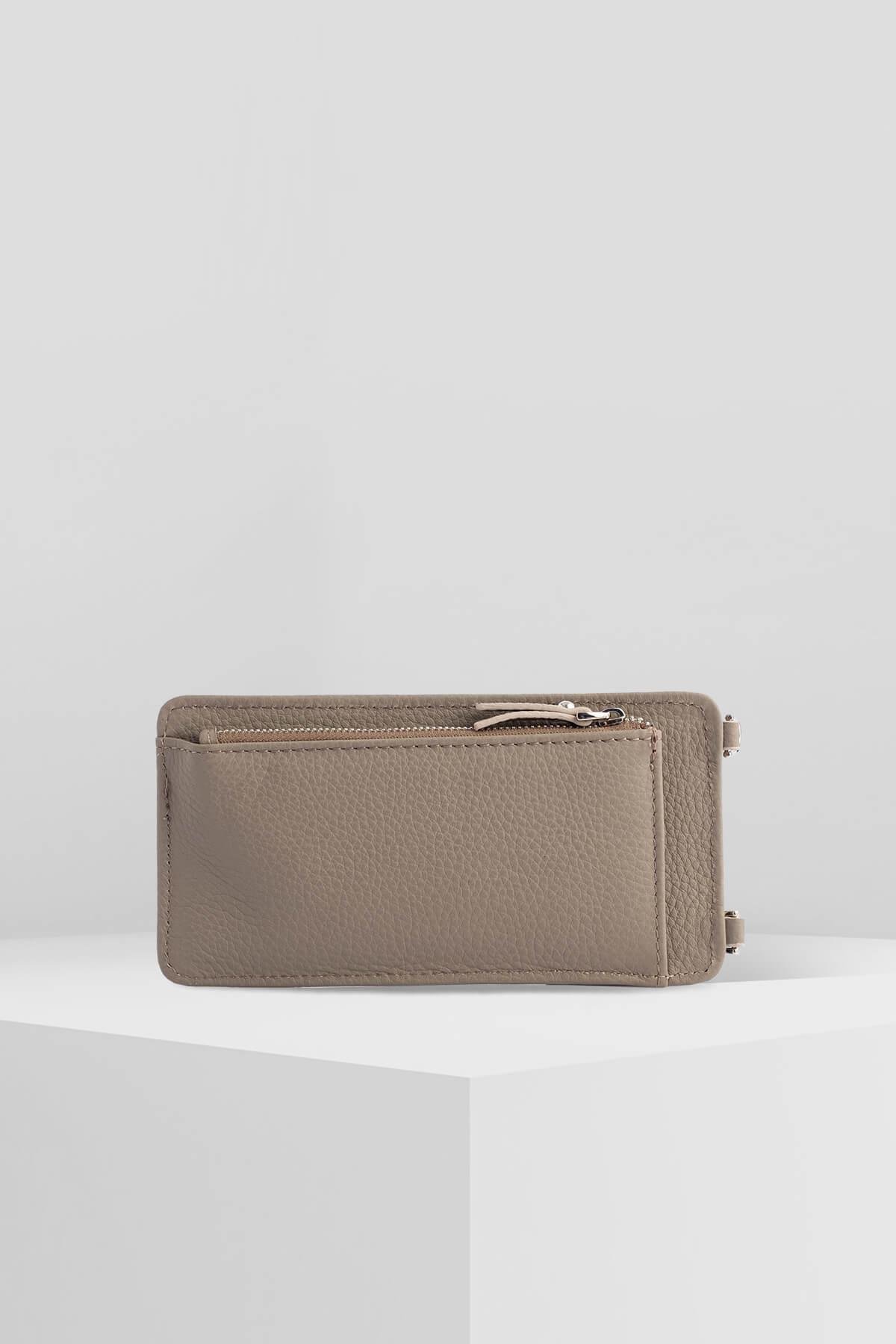 LUISA VİZON ASKILI TELEFON ÇANTASIHANDBAGWATCHOFROYALLUISALUISA VİZON ASKILI TELEFON ÇANTASI