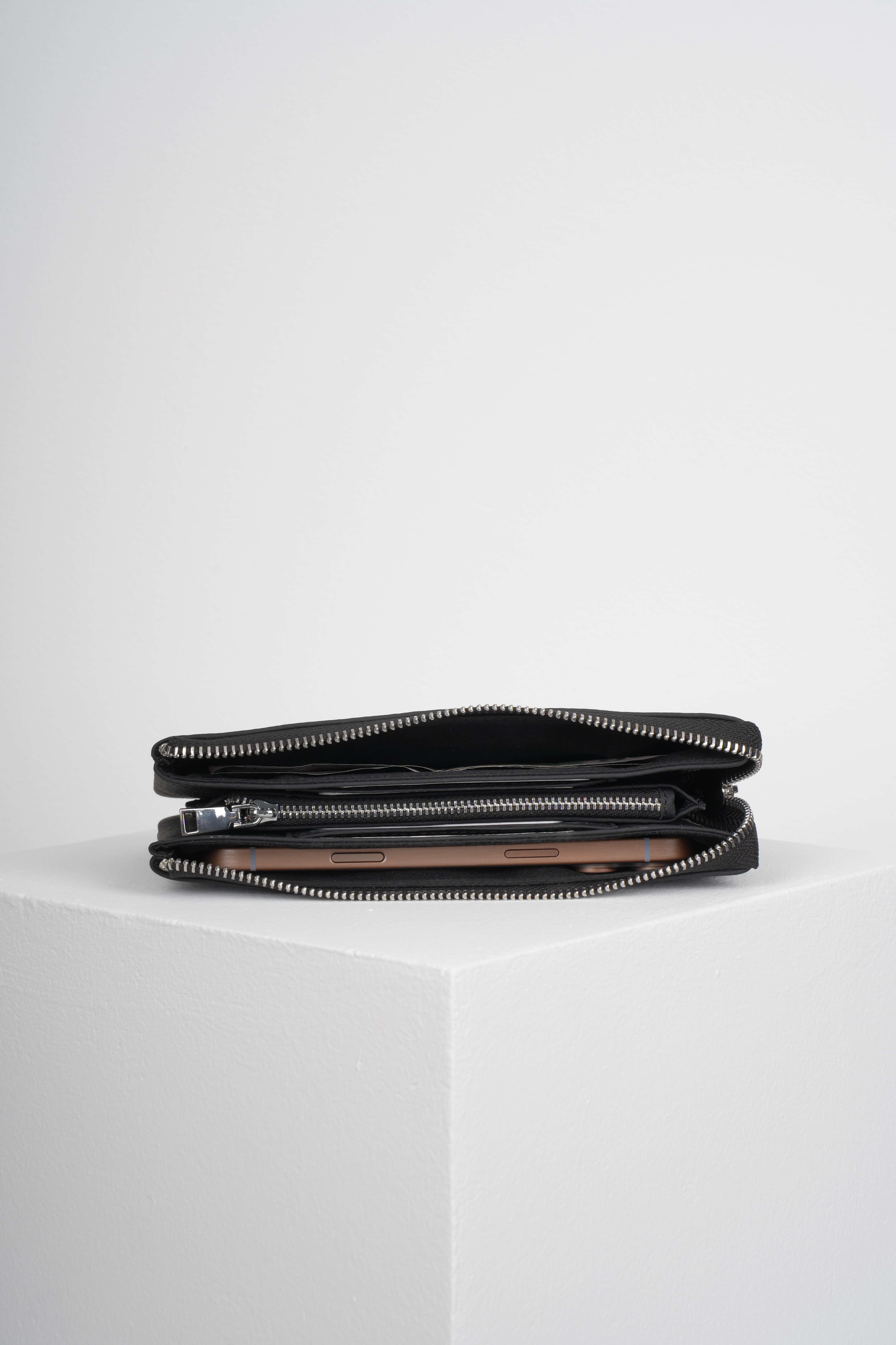 OXFORD BLACK EL ÇANTASIHand BagWATCHOFROYALOXFORDOXFORD BLACK EL ÇANTASI