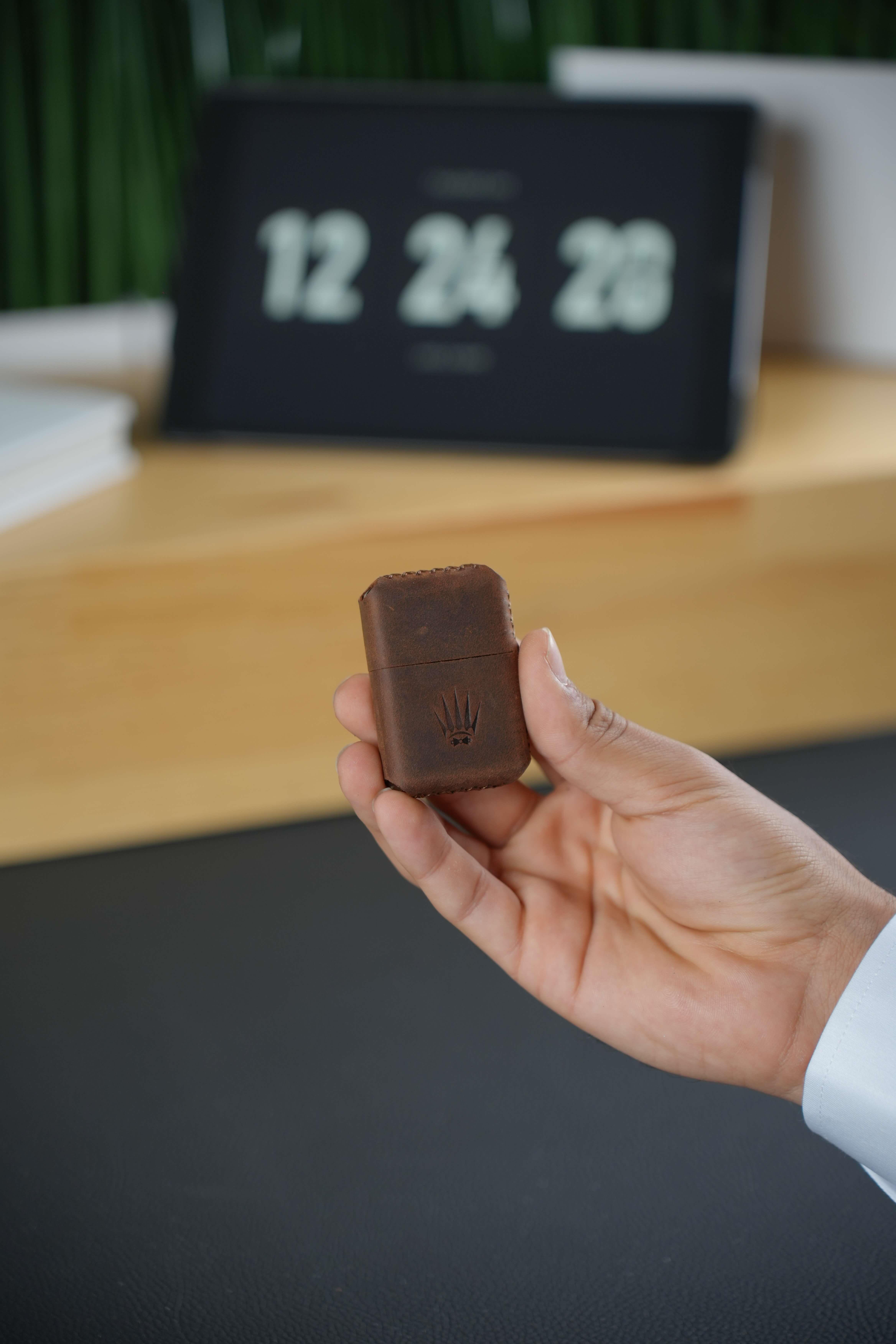 GENUINE LEATHER CRAZY GASOLINE LIGHTER WITH TABAN CASEBusinessWATCHOFROYALÇAKMAKGENUINE LEATHER CRAZY GASOLINE LIGHTER WITH TABAN CASE