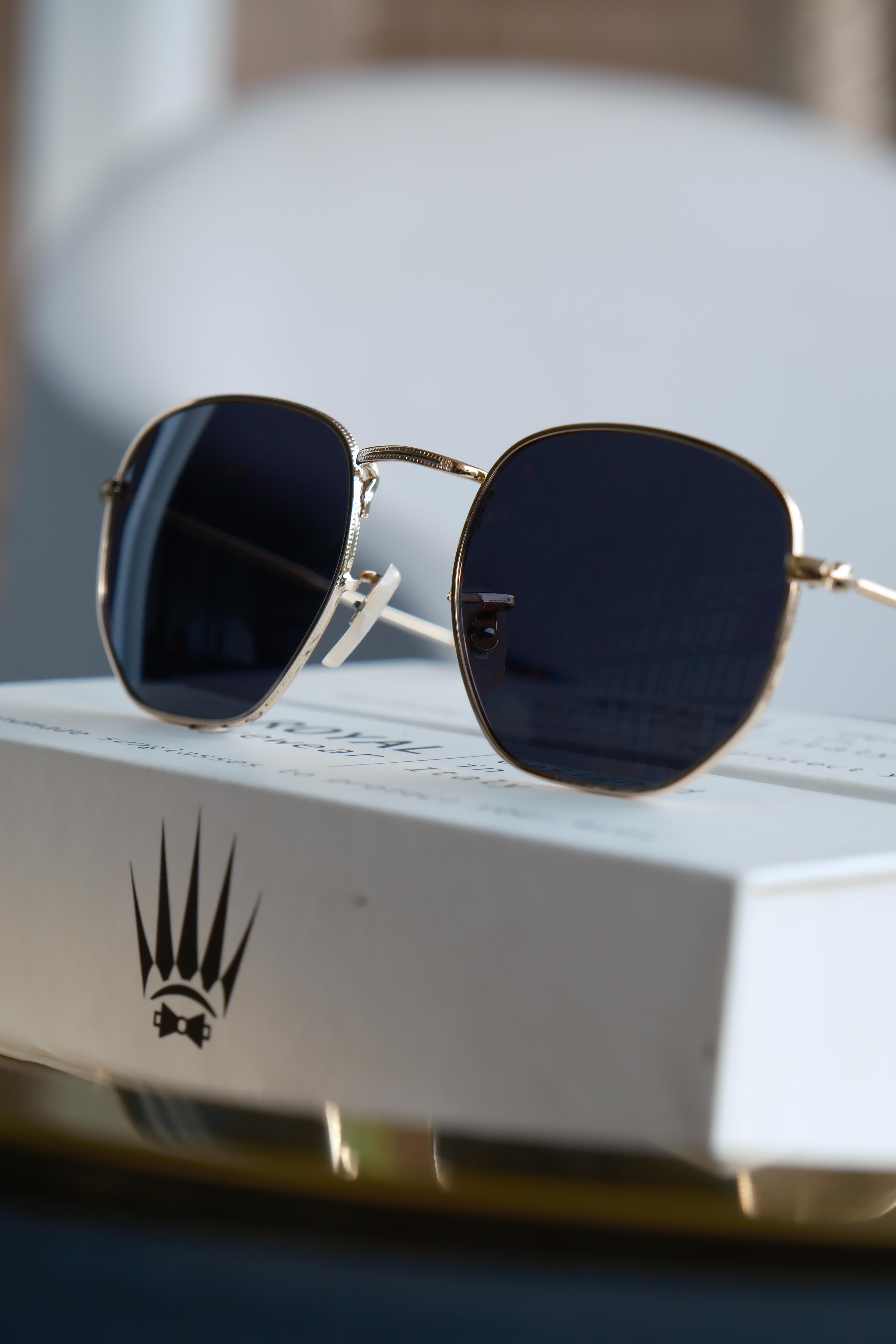  Güneş Gözlüğü Kadın & Erkek UV400 Cam Orjinal CE Belgeli GOLD SİYAH HEXAWEyewearWATCHOFROYALHEXAW Güneş Gözlüğü Kadın & Erkek UV400 Cam Orjinal CE Belgeli GOLD SİYAH HEXAW