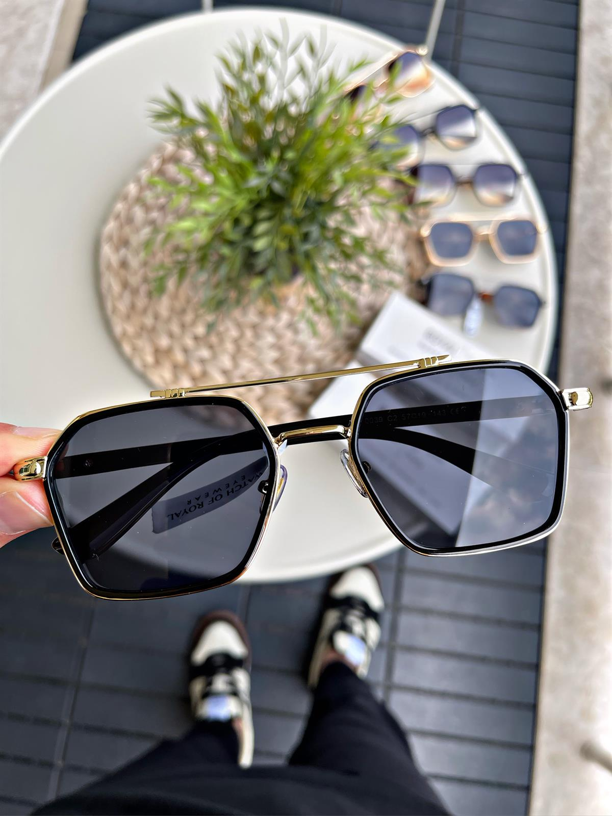 GÜNEŞ GÖZLÜĞÜ KADIN&ERKEK GOLD SİYAH,UV-400 KORUMALI SARI CAM,RAHAT KULLANIM RE0039GÖZLÜK KONSEPTWATCHOFROYALRE0039WGÜNEŞ GÖZLÜĞÜ KADIN&ERKEK GOLD SİYAH,UV-400 KORUMALI SARI CAM,RAHAT KULLANIM RE0039