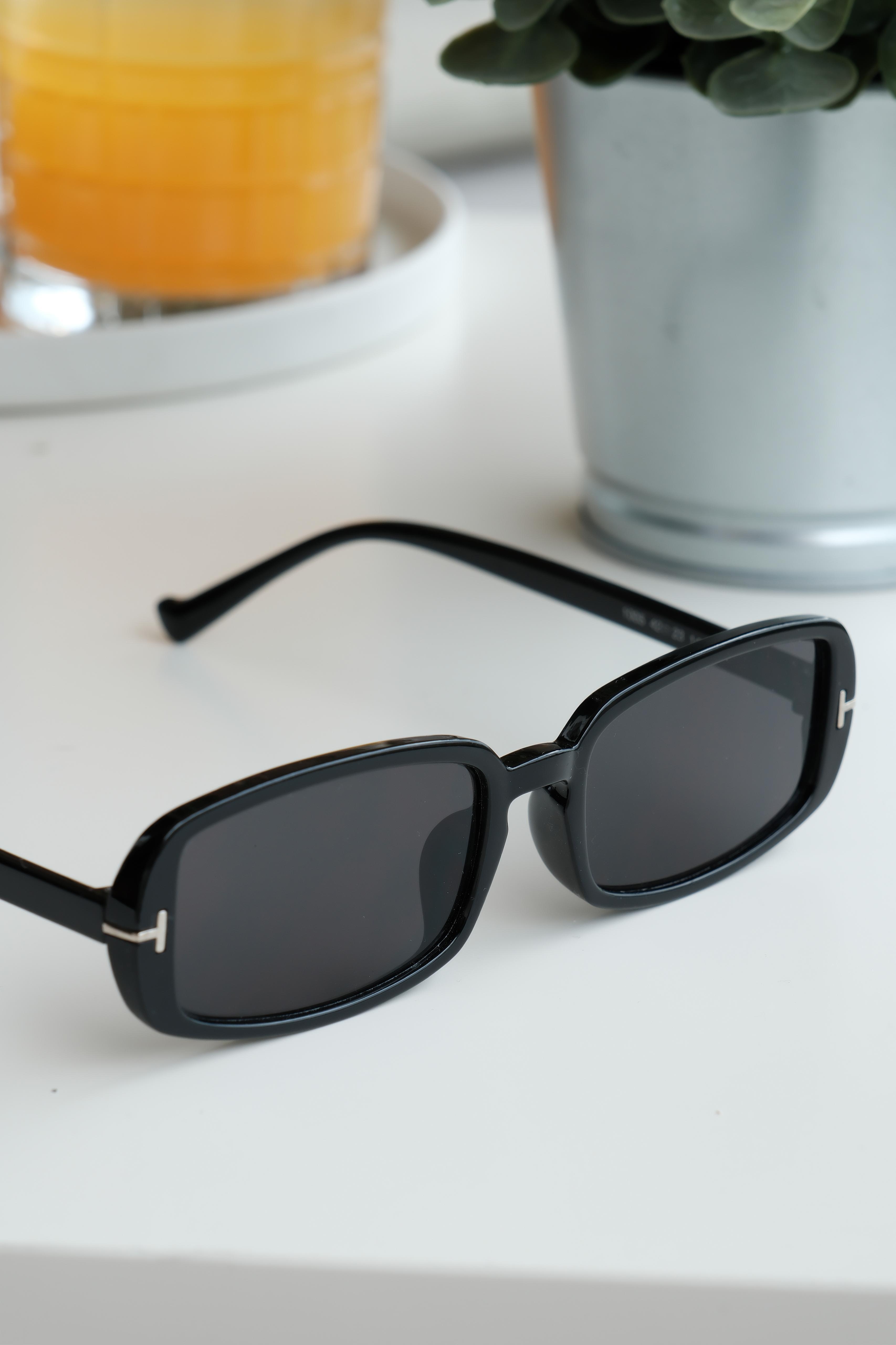 Royal Eyewear Re1005 Siyah Güneş Gözlüğü Gözlük KonseptWATCHOFROYALre1009Royal Eyewear Re1005 Siyah Güneş Gözlüğü 