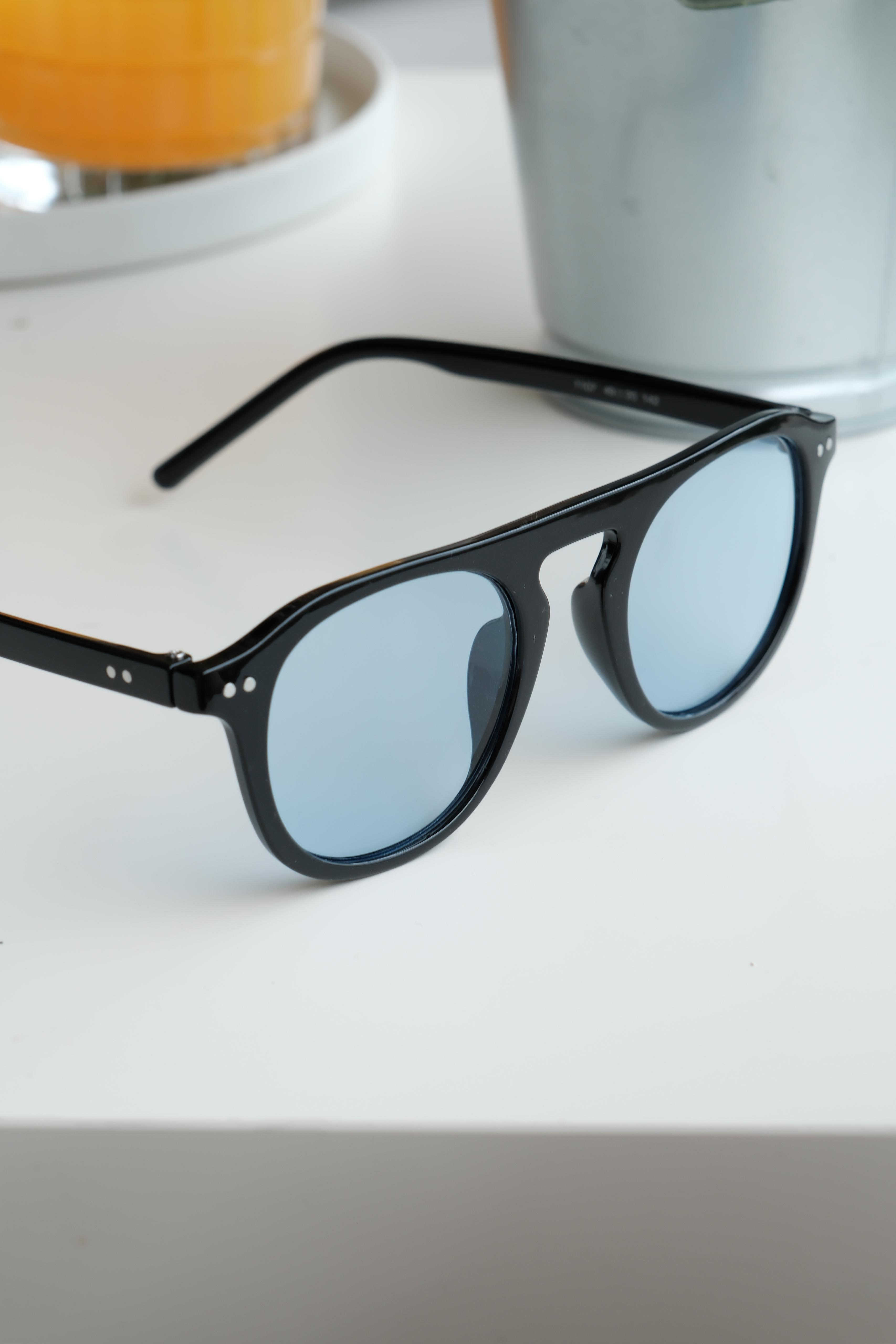 Royal Eyewear Re1107 Siyah Mavi Güneş Gözlüğü EyewearWATCHOFROYALre1107Royal Eyewear Re1107 Siyah Mavi Güneş Gözlüğü 