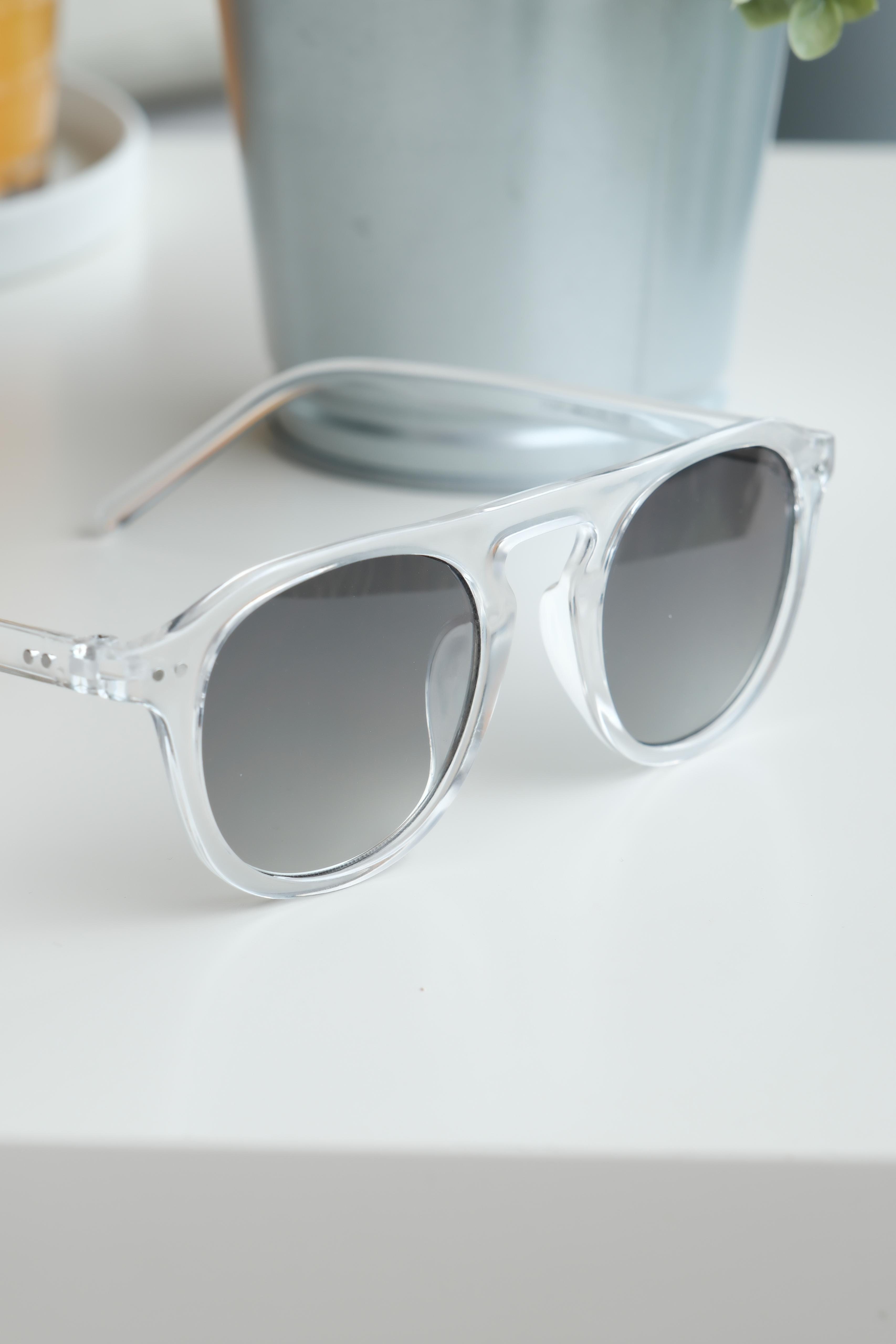 Royal Eyewear Re1107 Transparan Yeşil Güneş Gözlüğü Gözlük KonseptWATCHOFROYALre1107Royal Eyewear Re1107 Transparan Yeşil Güneş Gözlüğü 