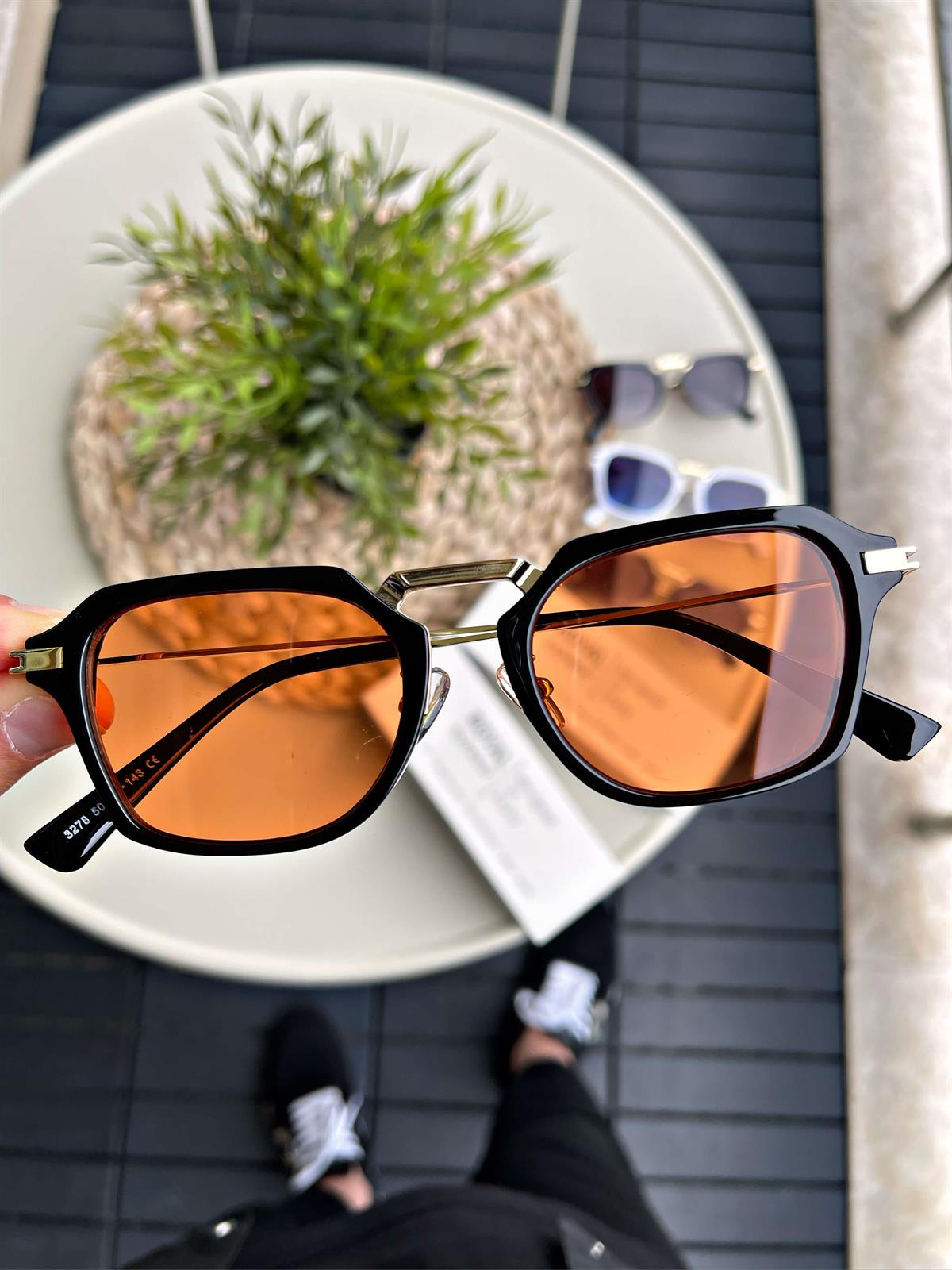 GÜNEŞ GÖZLÜĞÜ KADIN&ERKEK TURUNCU UV-400 KORUMALI ÖZEL CAM DAYANIKLI ÇERÇEVE MODERN&RETRO TASARIM GÖZLÜK,CE SERTİFİKALİGÖZLÜK KONSEPTWATCHOFROYALRE3278WGÜNEŞ GÖZLÜĞÜ KADIN&ERKEK TURUNCU UV-400 KORUMALI ÖZEL CAM DAYANIKLI ÇERÇEVE MODERN&RETRO TASARIM GÖZLÜK,CE SERTİFİKALİ