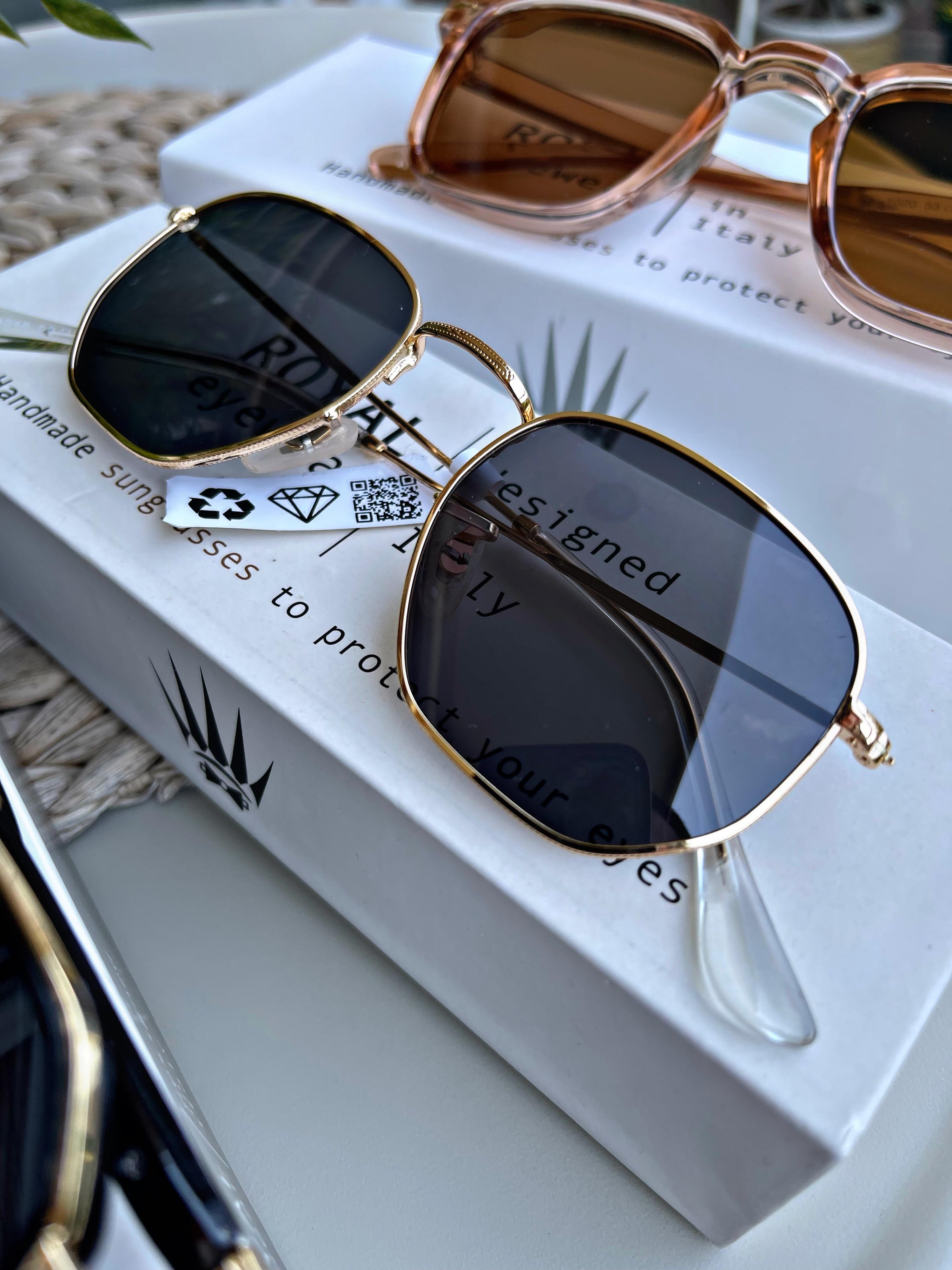 Üçlü Set Güneş Gözlüğü Kadın & Erkek UV400 Cam Orjinal CE BelgeliEyewearWATCHOFROYALüçlüsetgüneşgözlüğüÜçlü Set Güneş Gözlüğü Kadın & Erkek UV400 Cam Orjinal CE Belgeli