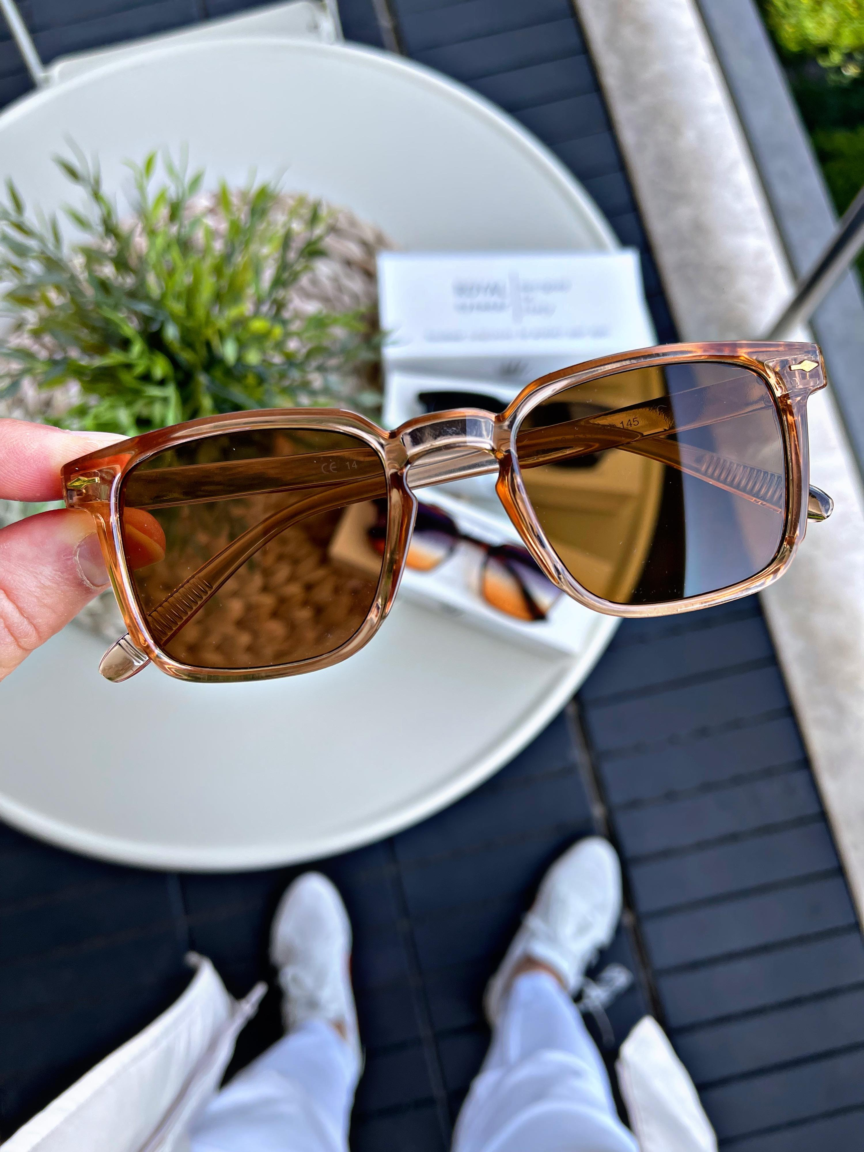 Üçlü Set Güneş Gözlüğü Kadın & Erkek UV400 Cam Orjinal CE BelgeliEyewearWATCHOFROYALüçlüsetgüneşgözlüğüÜçlü Set Güneş Gözlüğü Kadın & Erkek UV400 Cam Orjinal CE Belgeli