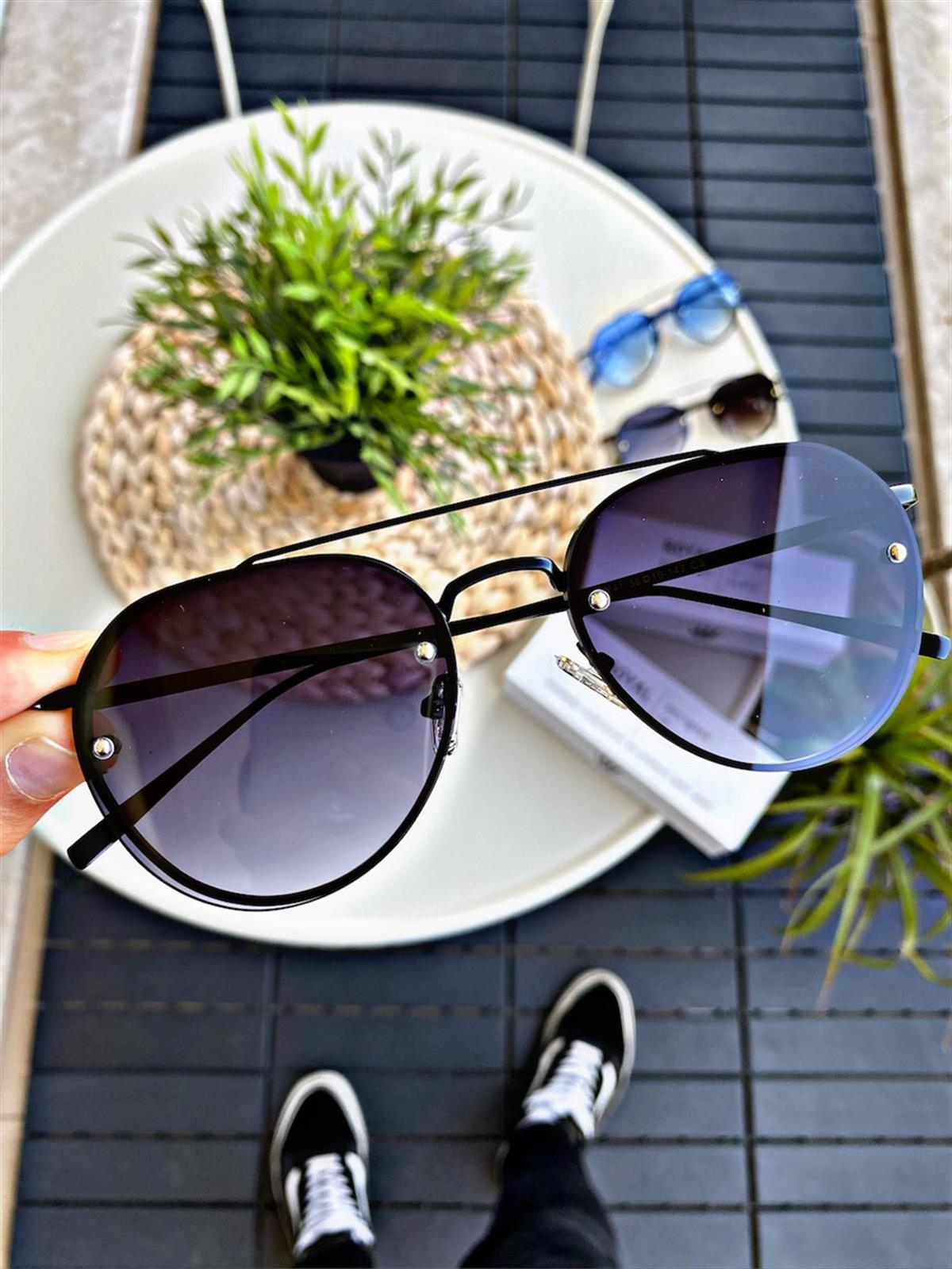 CHLOE BLACK UNISEX SUNGLASSESSUNGLASSESGÜNEŞ GÖZLÜĞÜCHLOEBLACKCHLOE BLACK UNISEX SUNGLASSES