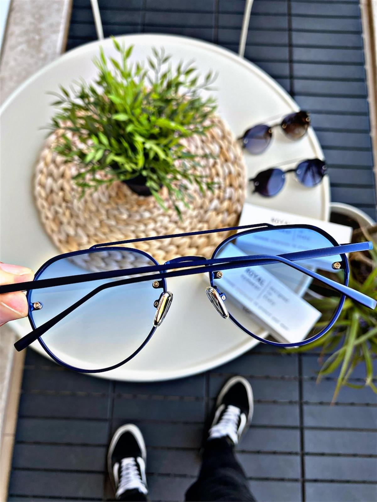 CHLOE BLUE UNISEX SUNGLASSESSUNGLASSESGÜNEŞ GÖZLÜĞÜCHLOEBLUECHLOE BLUE UNISEX SUNGLASSES