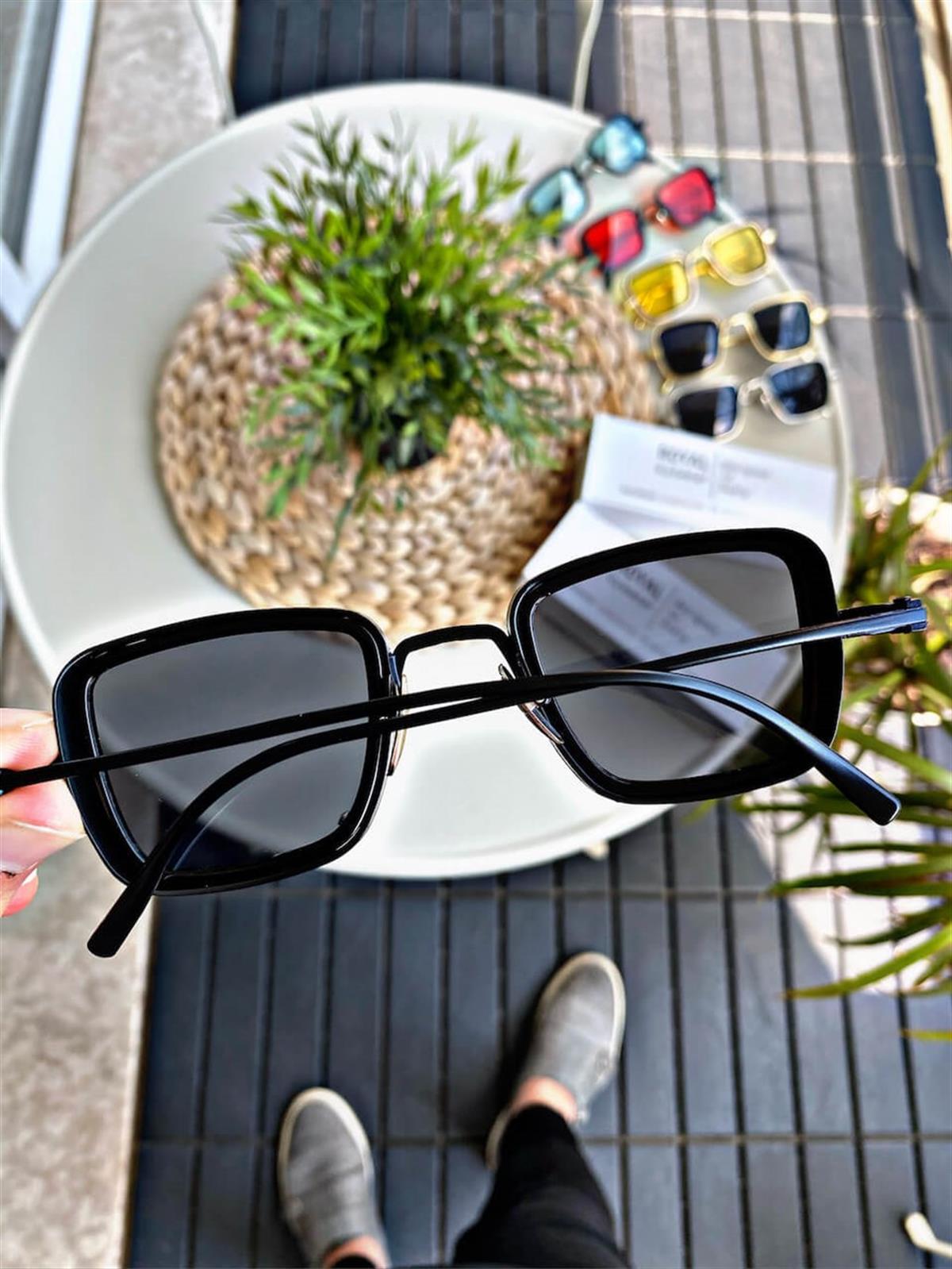 ROYAL EYEWEAR EX657-DARK BLACK UNISEX GÜNEŞ GÖZLÜĞÜSUNGLASSESGÜNEŞ GÖZLÜĞÜREEX657DRKBLCKROYAL EYEWEAR EX657-DARK BLACK UNISEX GÜNEŞ GÖZLÜĞÜ