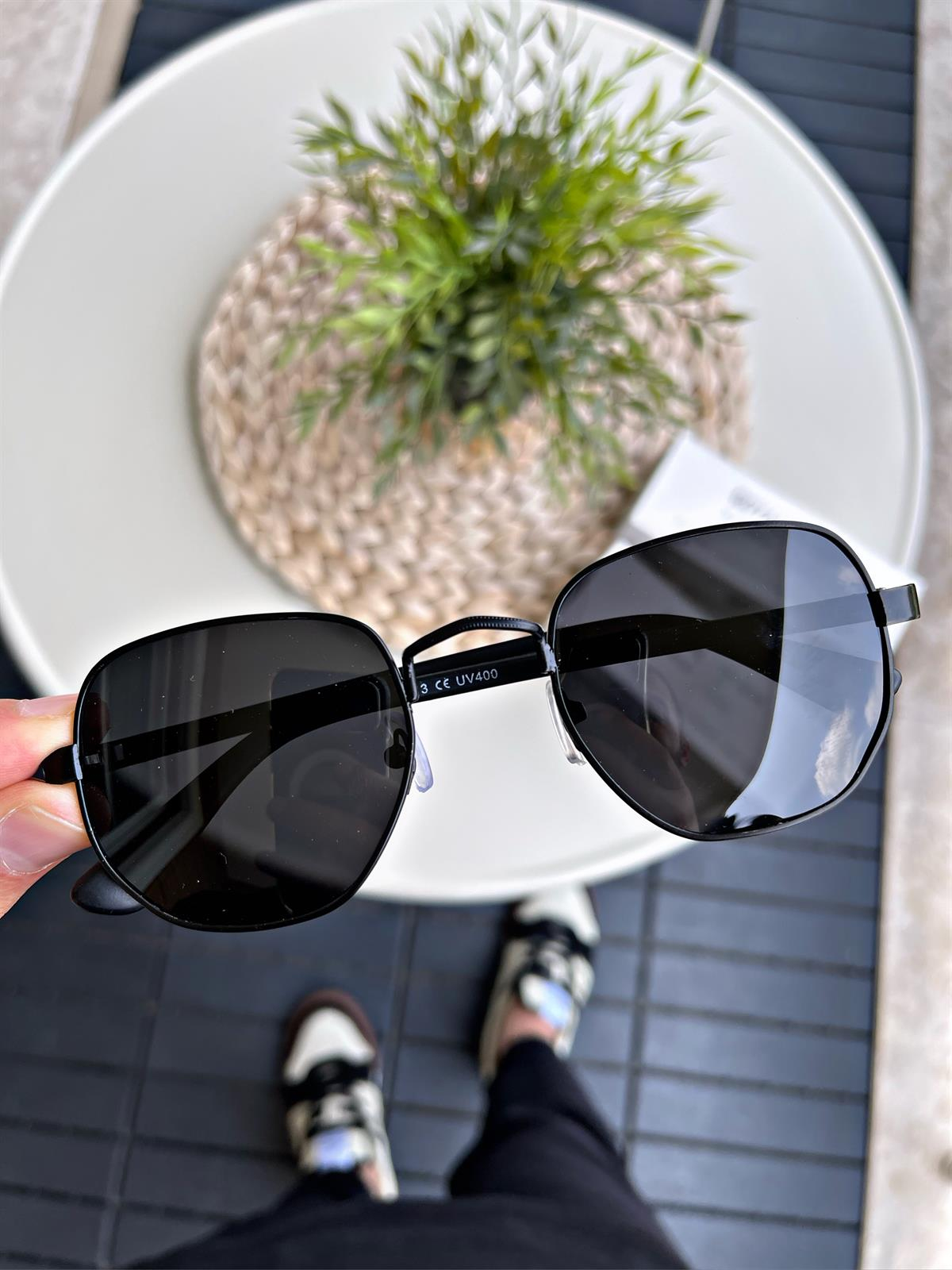 HEXA ROUND SİYAH UNİSEX GÜNEŞ GÖZLÜĞÜSUNGLASSESWATCHOFROYALHEXAHEXA ROUND SİYAH UNİSEX GÜNEŞ GÖZLÜĞÜ