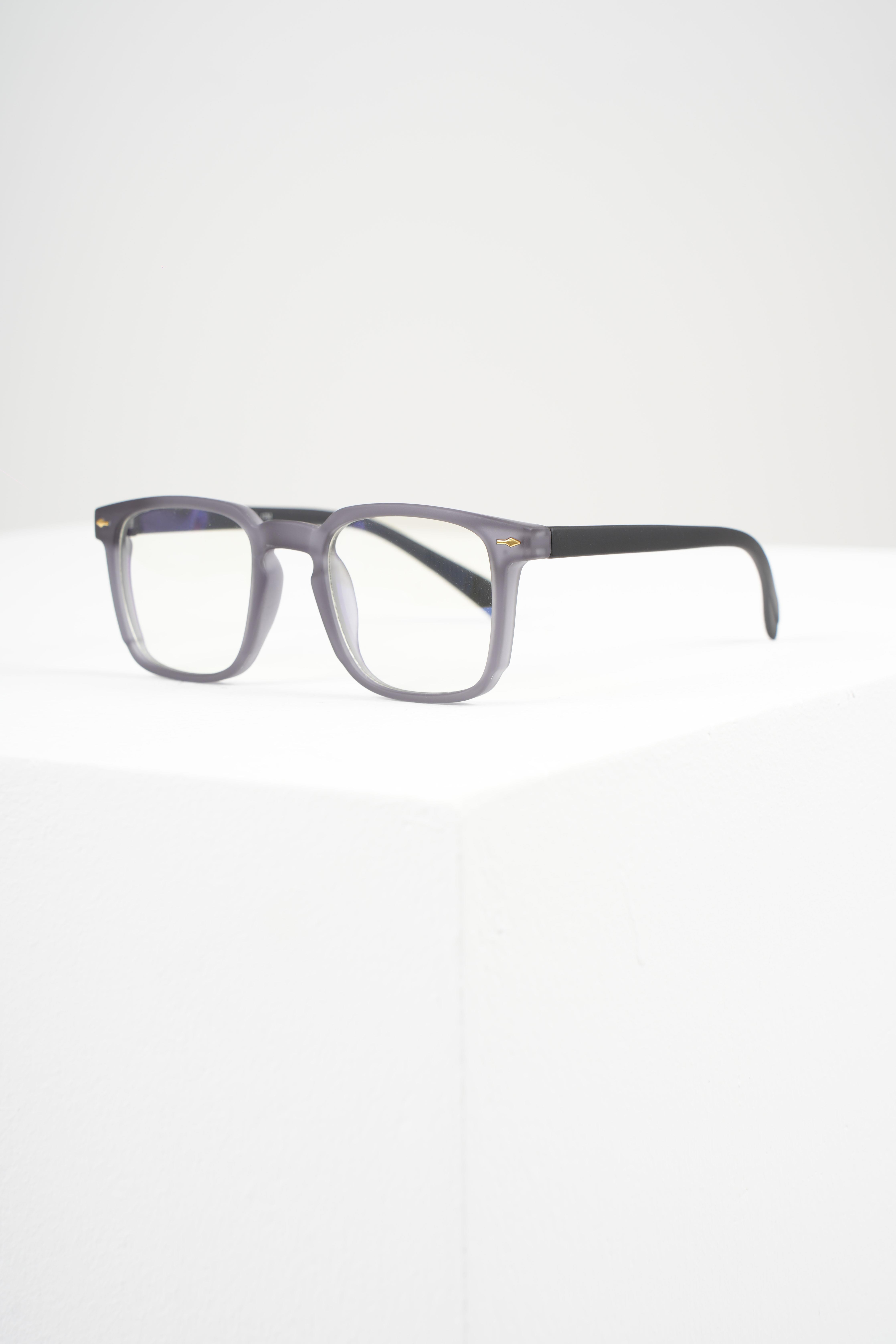 ROYAL EYEWEAR LORRAINE BLUE LIGHT PROTECTION MAT BLACK UNISEXEyewearWATCHOFROYALLORRAINEROYAL EYEWEAR LORRAINE BLUE LIGHT PROTECTION MAT BLACK UNISEX