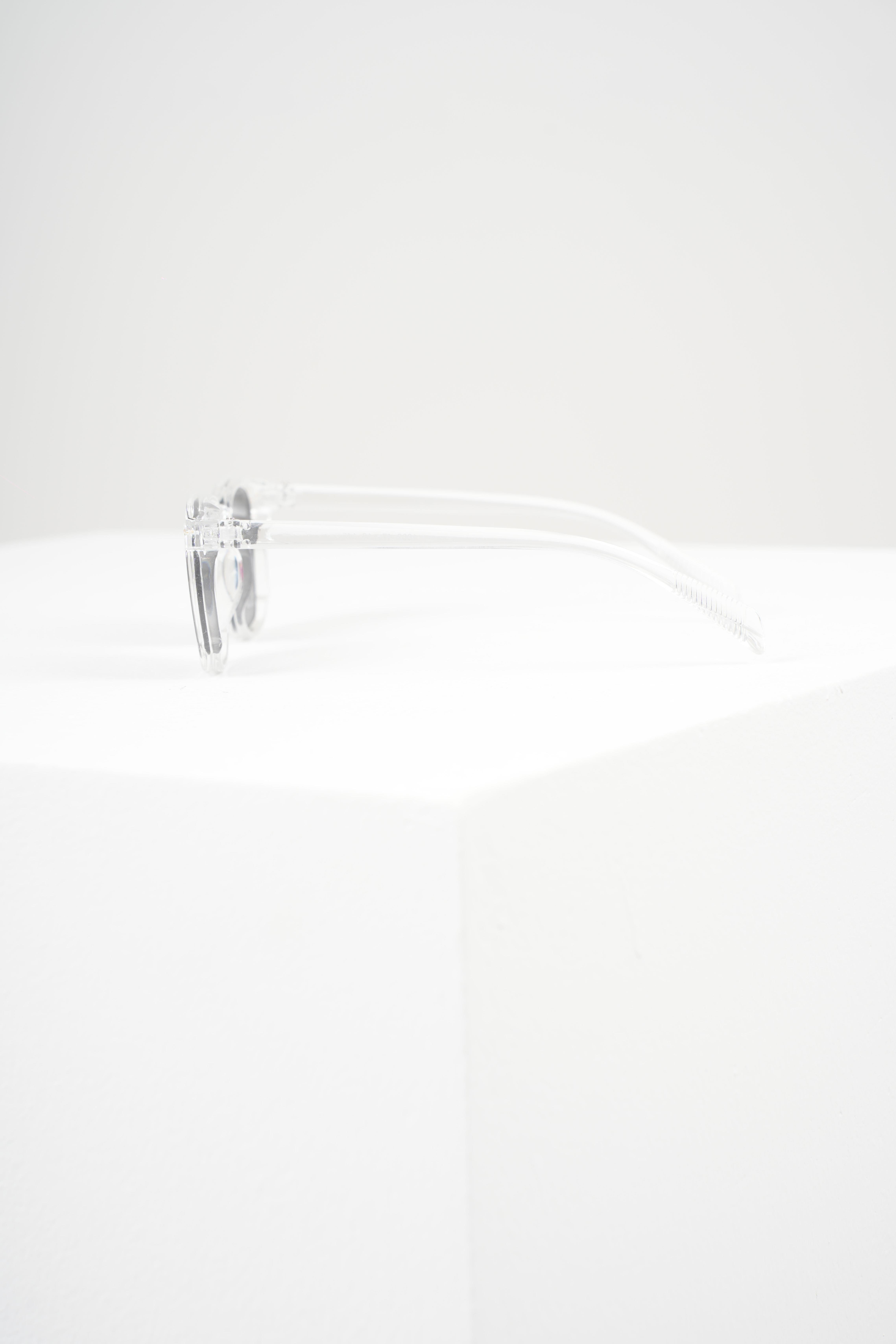 ROYAL EYEWEAR LORRAINE TRANSPARAN GRAY UNISEX EyewearWATCHOFROYALLORRAINEROYAL EYEWEAR LORRAINE TRANSPARAN GRAY UNISEX 