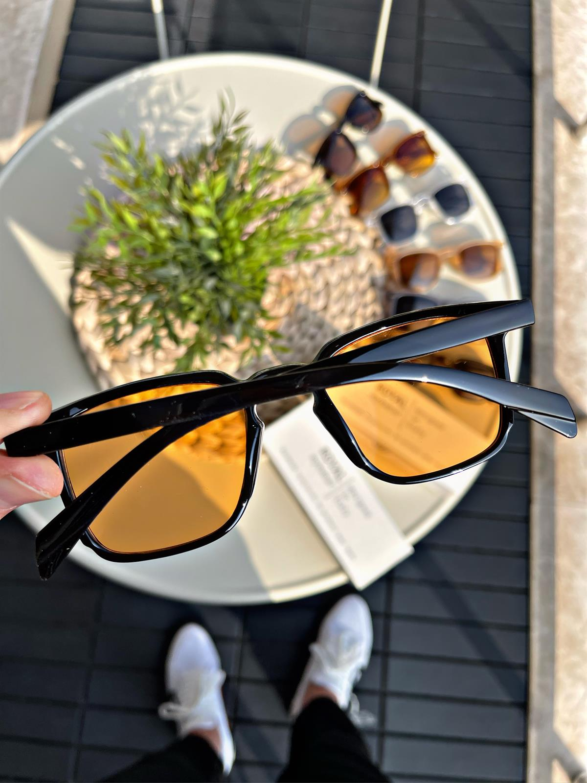 GÜNEŞ GÖZLÜĞÜ KADIN&ERKEK SİYAH TURUNCU UV-400 KORUMALI ÖZEL CAM DAYANIKLI ÇERÇEVE MODERN&RETRO TASARIM GÖZLÜK,SUNGLASSESWATCHOFROYALLORRAINEWGÜNEŞ GÖZLÜĞÜ KADIN&ERKEK SİYAH TURUNCU UV-400 KORUMALI ÖZEL CAM DAYANIKLI ÇERÇEVE MODERN&RETRO TASARIM GÖZLÜK,