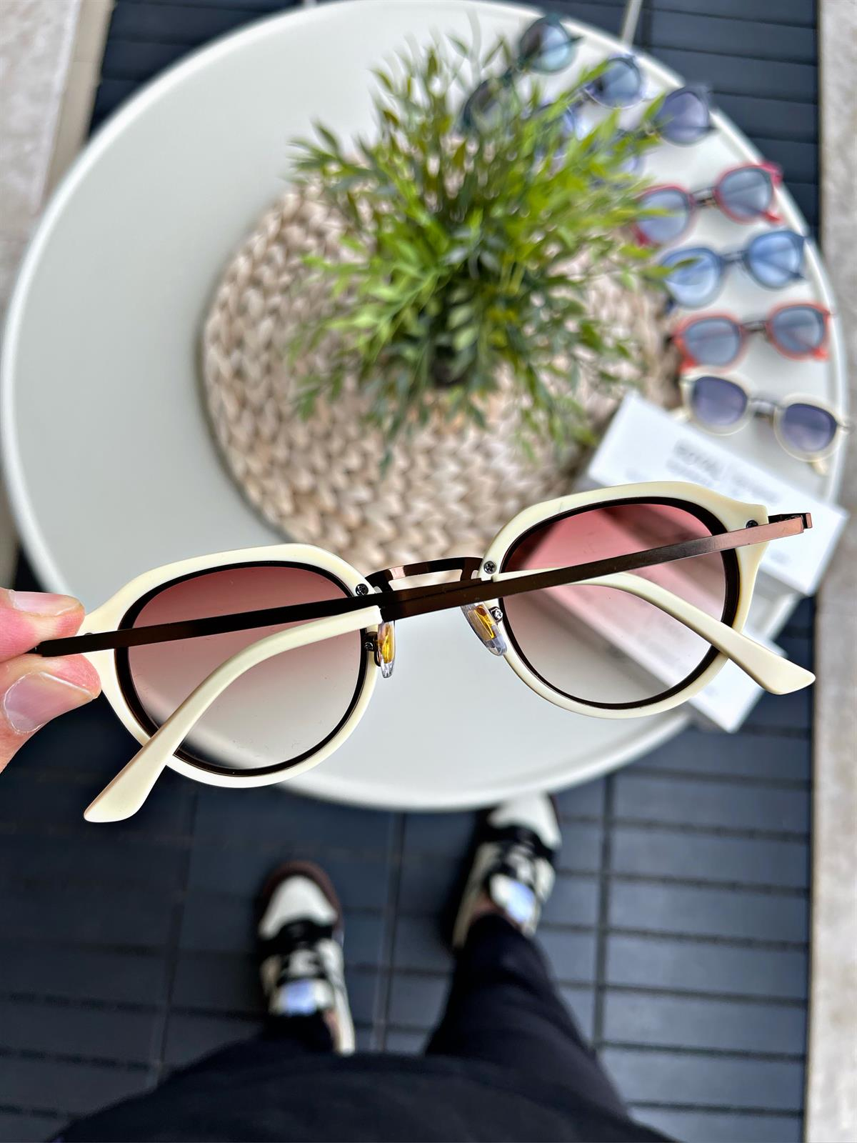 GÜNEŞ GÖZLÜĞÜ KADIN&ERKEK TRANSPARAN,UV-400 KORUMALI SARI CAM,RAHAT KULLANIMSUNGLASSESWATCHOFROYALRE0088WGÜNEŞ GÖZLÜĞÜ KADIN&ERKEK TRANSPARAN,UV-400 KORUMALI SARI CAM,RAHAT KULLANIM