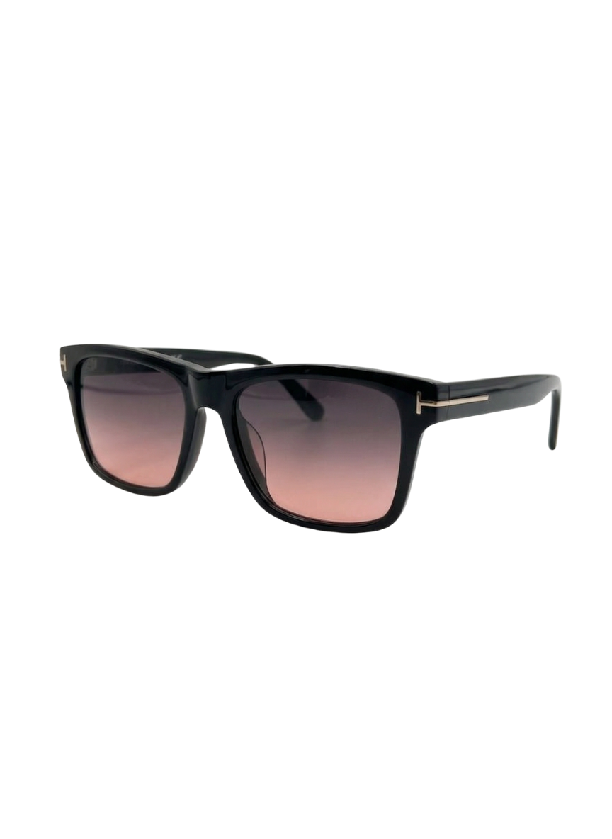 Royal Eyewear RE1054 Degrade Kırmızı Güneş GözlüğüGözlükWATCHOFROYALRE1054Royal Eyewear RE1054 Degrade Kırmızı Güneş Gözlüğü