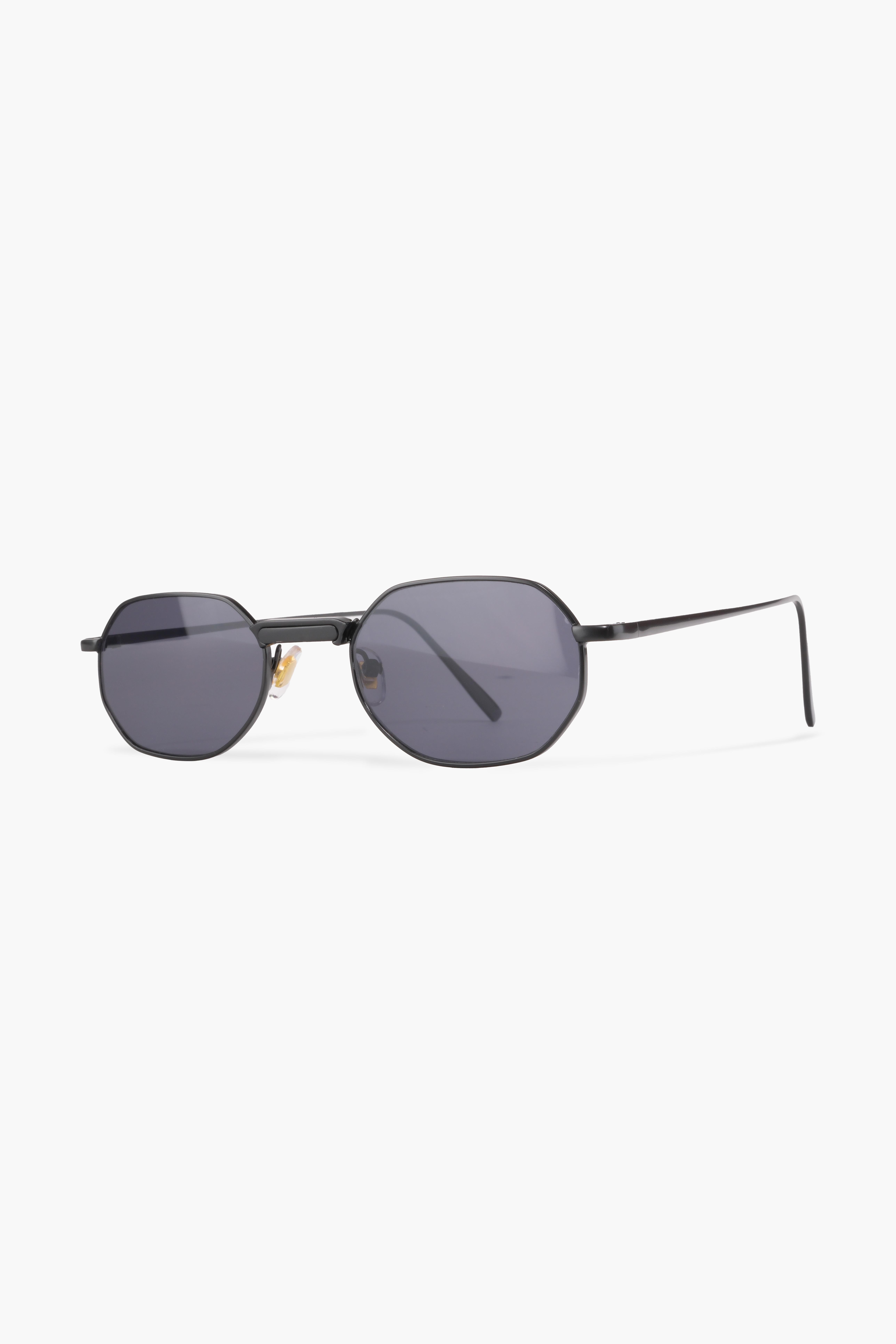 ROYAL EYEWEAR RE1618 SİYAH UNISEX GÜNEŞ GÖZLÜĞÜGözlükWATCHOFROYALRE1618ROYAL EYEWEAR RE1618 SİYAH UNISEX GÜNEŞ GÖZLÜĞÜ