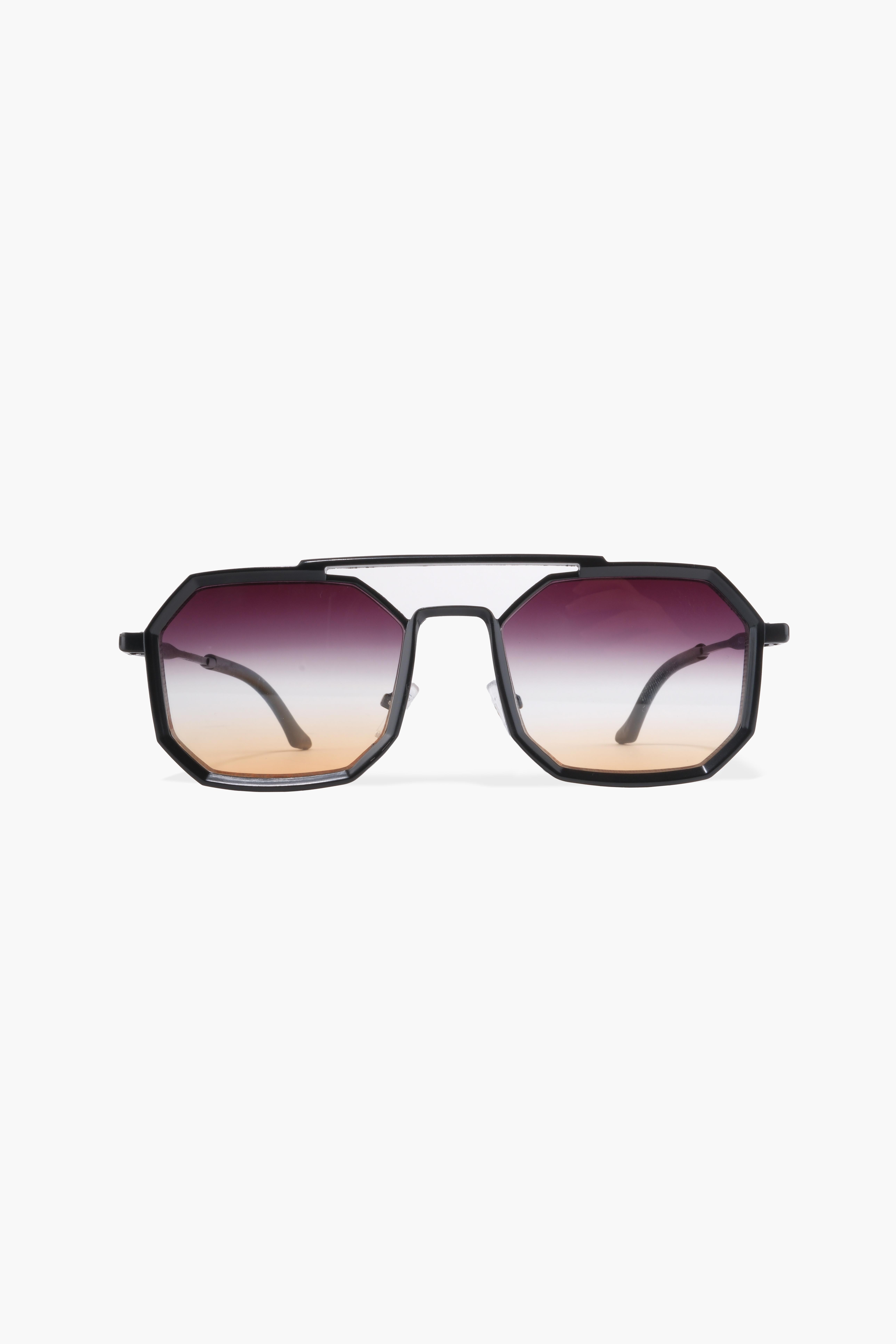 ROYAL EYEWEAR RE21021 DEGRADE SİYAH UNISEX GÜNEŞ GÖZLÜĞÜGözlükWATCHOFROYALRE21021ROYAL EYEWEAR RE21021 DEGRADE SİYAH UNISEX GÜNEŞ GÖZLÜĞÜ