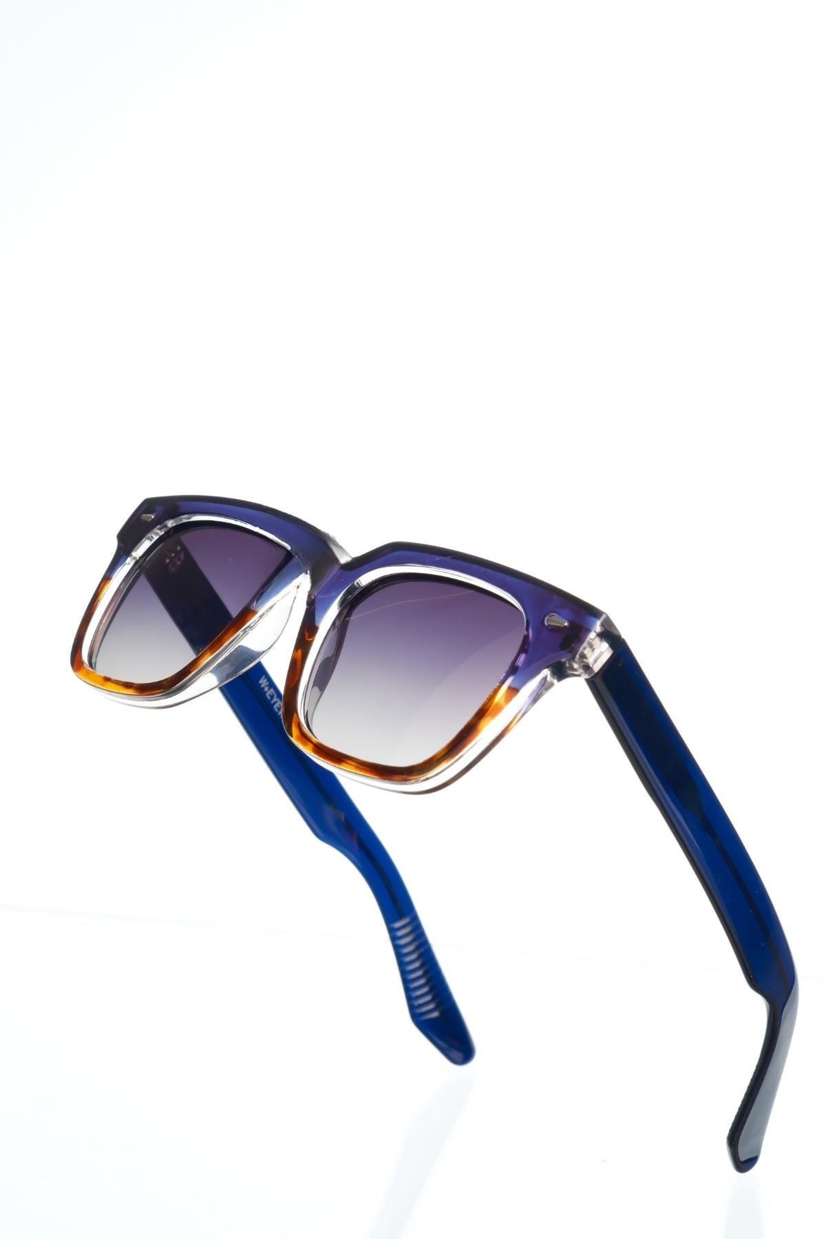 ROYAL EYEWEAR RE31105 LEOPAR MAVİ POLARIZE GÜNEŞ GÖZLÜĞÜEyewearWATCHOFROYALRE31105ROYAL EYEWEAR RE31105 LEOPAR MAVİ POLARIZE GÜNEŞ GÖZLÜĞÜ