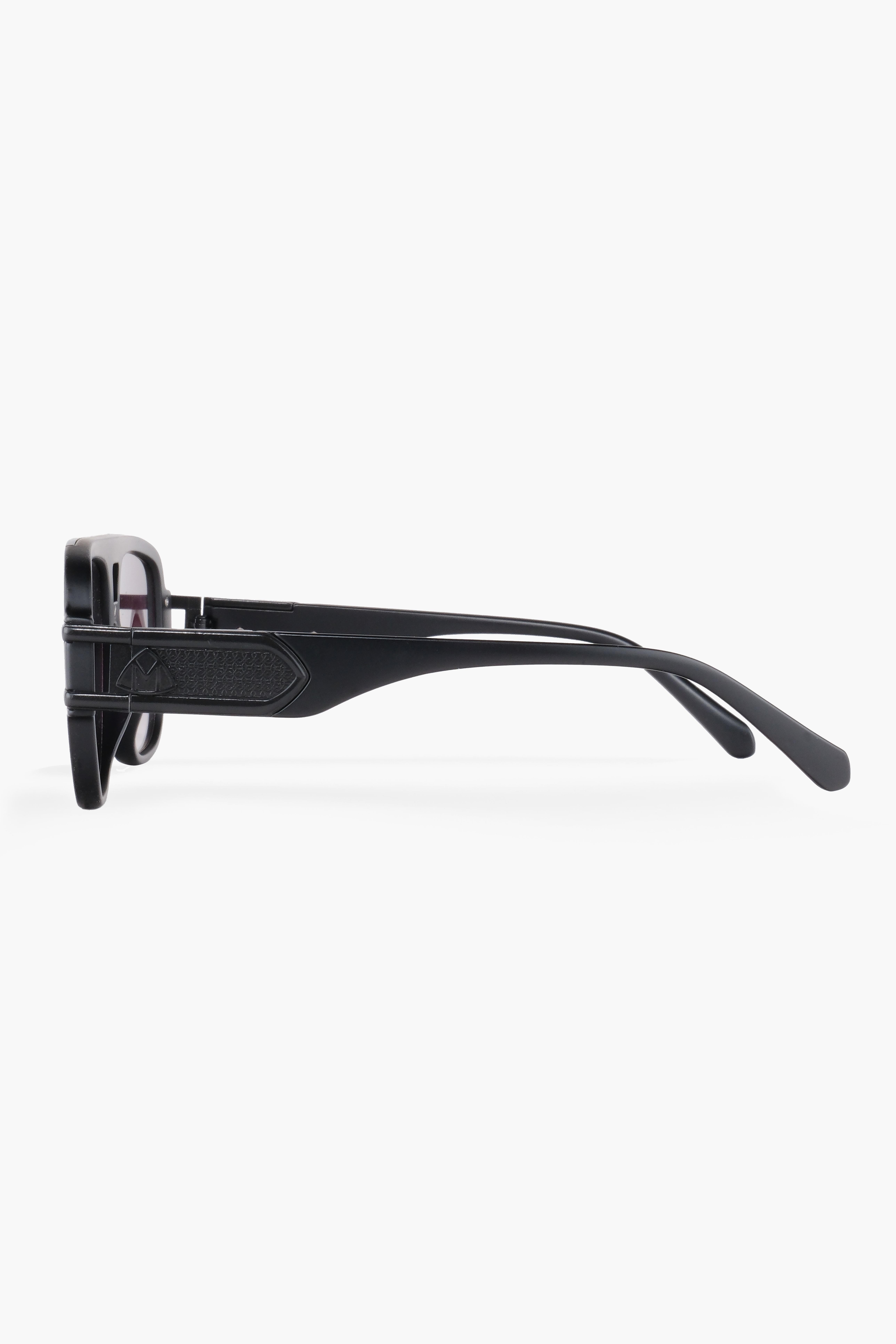 ROYAL EYEWEAR RE3271 SİYAH GÜNEŞ GÖZLÜĞÜGözlükWATCHOFROYALRE3271ROYAL EYEWEAR RE3271 SİYAH GÜNEŞ GÖZLÜĞÜ