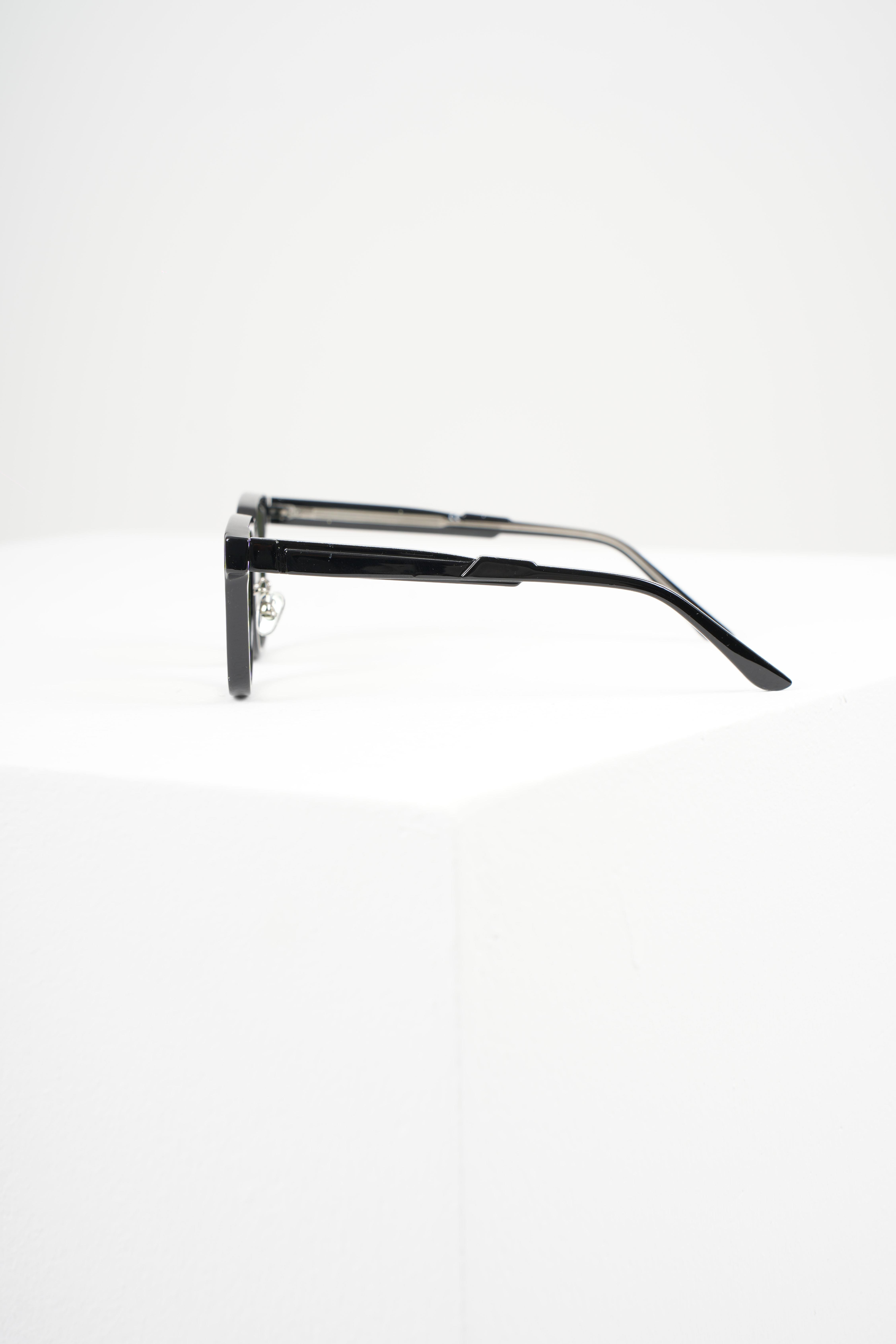 ROYAL EYEWEAR RE5555 SİYAH YEŞİL -  MAVİ IŞIK KORUMA GÜNEŞ GÖZLÜĞÜGözlükWATCHOFROYALRE5555ROYAL EYEWEAR RE5555 SİYAH YEŞİL -  MAVİ IŞIK KORUMA GÜNEŞ GÖZLÜĞÜ