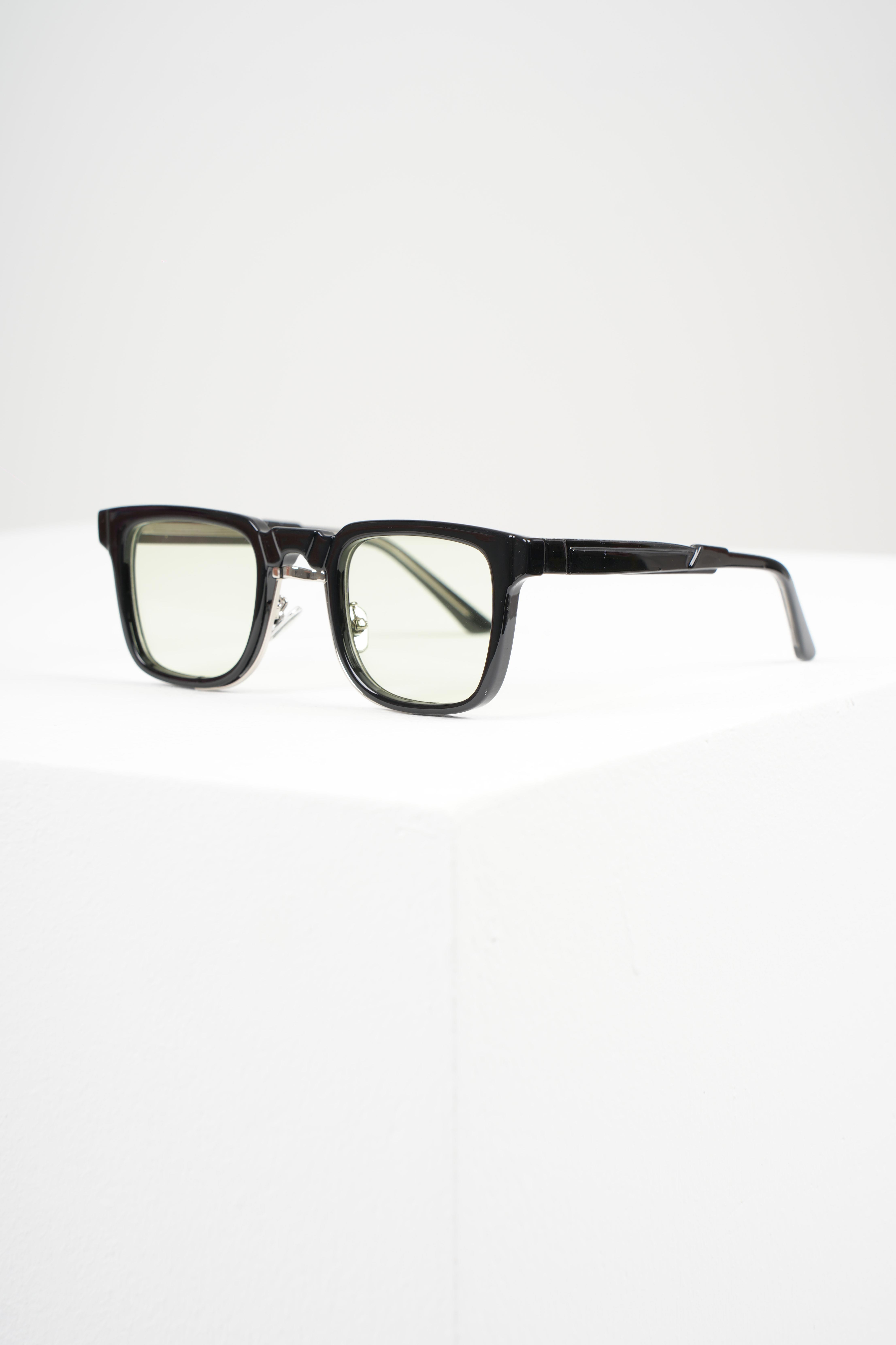 ROYAL EYEWEAR RE5555 SİYAH YEŞİL -  MAVİ IŞIK KORUMA GÜNEŞ GÖZLÜĞÜGözlükWATCHOFROYALRE5555ROYAL EYEWEAR RE5555 SİYAH YEŞİL -  MAVİ IŞIK KORUMA GÜNEŞ GÖZLÜĞÜ