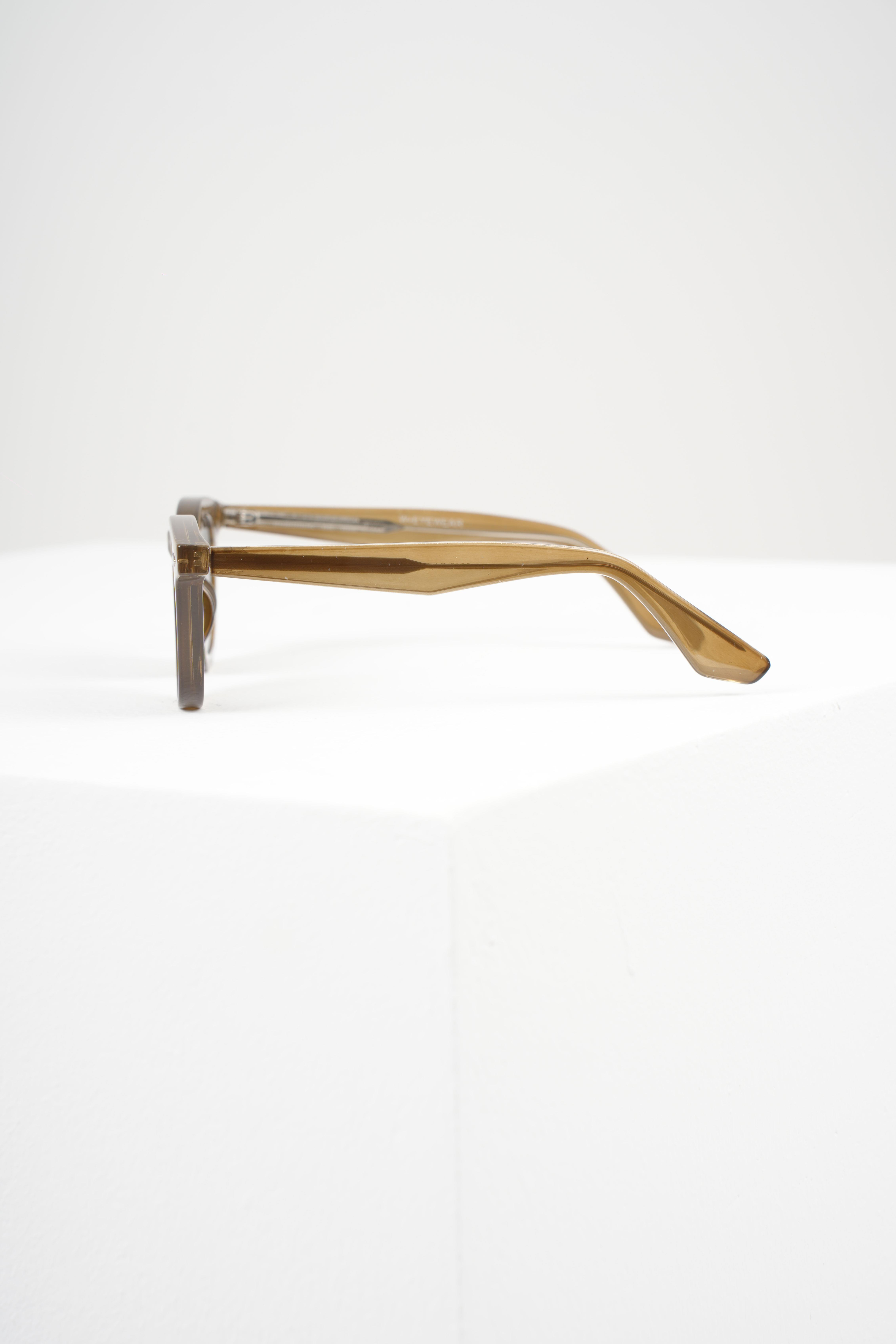 ROYAL EYEWEAR RE6248 KAHVERENGİ UNISEX GÜNEŞ GÖZLÜĞÜEyewearWATCHOFROYALRE6248ROYAL EYEWEAR RE6248 KAHVERENGİ UNISEX GÜNEŞ GÖZLÜĞÜ